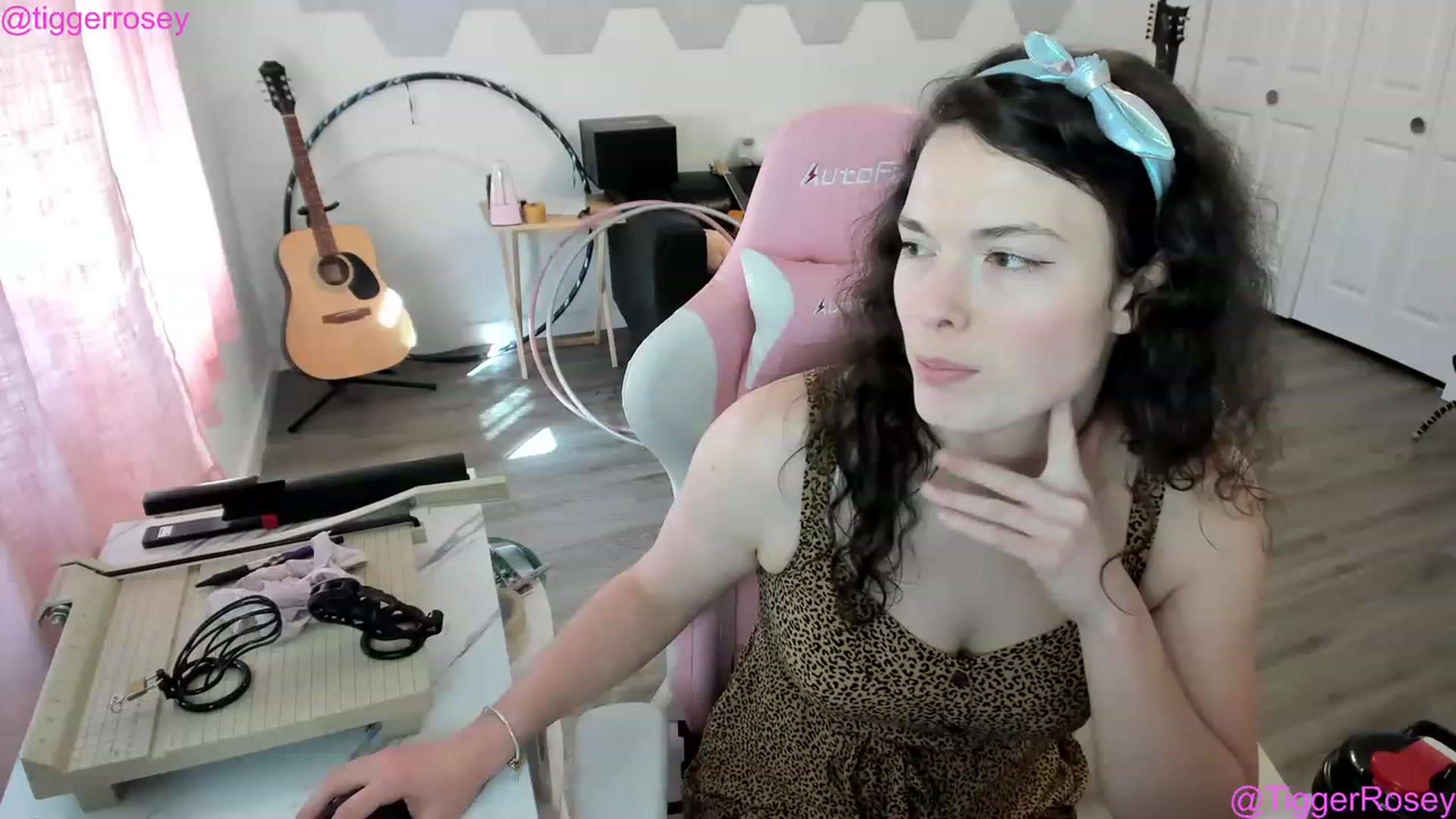 Gallery image thumbnail from TiggerRosey's myfreecams stream on, 05/12/2023, 23:56 image 17 of 20