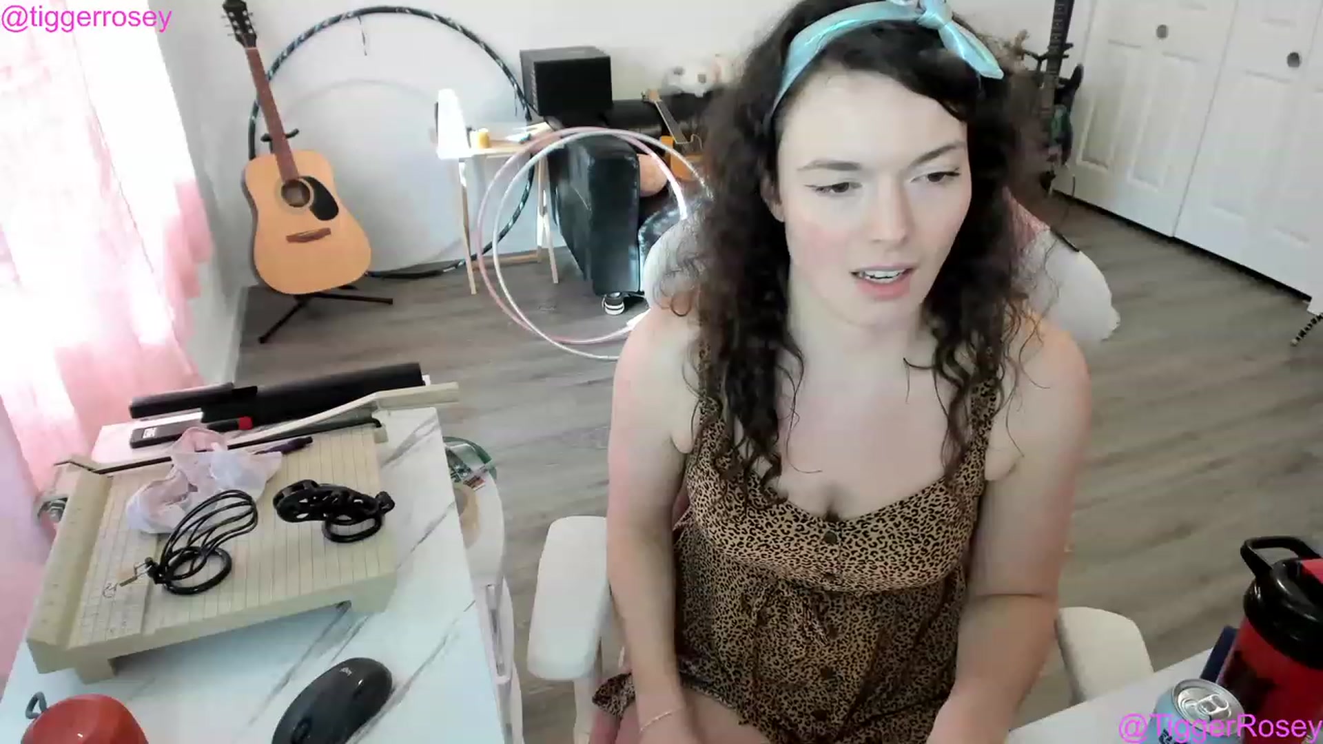 Gallery image thumbnail from TiggerRosey's myfreecams stream on, 05/13/2023, 01:33 image 9 of 20