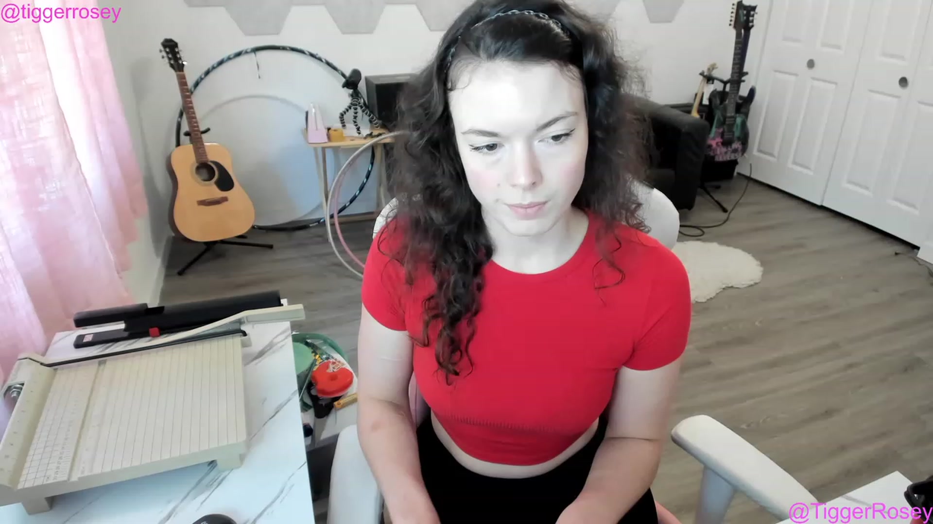 Gallery image thumbnail from TiggerRosey's myfreecams stream on, 05/16/2023, 22:27 image 2 of 20