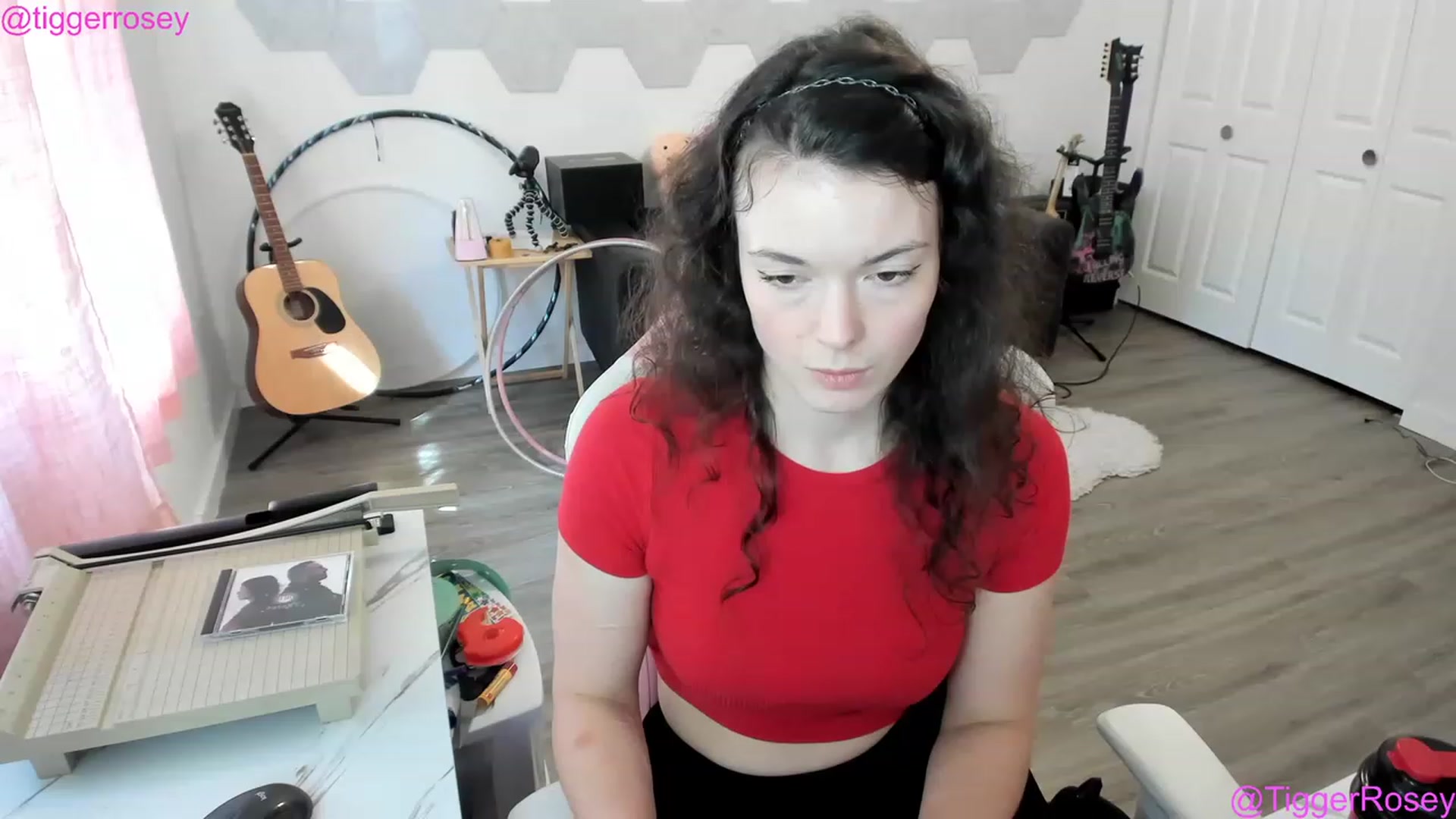 Gallery image thumbnail from TiggerRosey's myfreecams stream on, 05/17/2023, 24:35 image 5 of 20