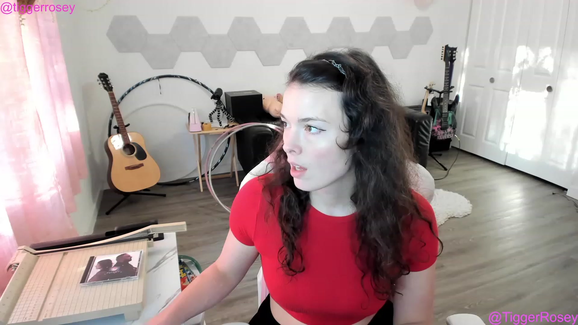 Gallery image thumbnail from TiggerRosey's myfreecams stream on, 05/17/2023, 02:56 image 7 of 20