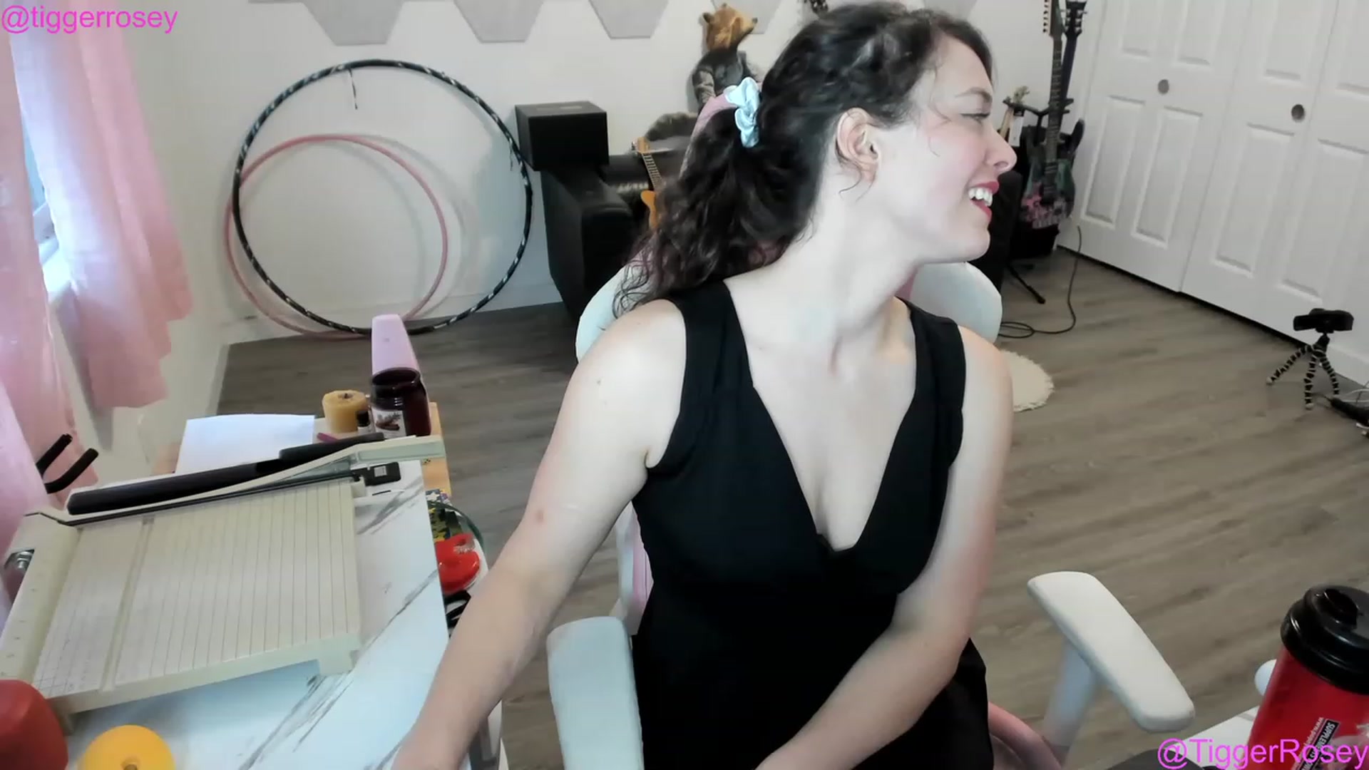 Gallery image thumbnail from TiggerRosey's myfreecams stream on, 05/27/2023, 02:41 image 15 of 20