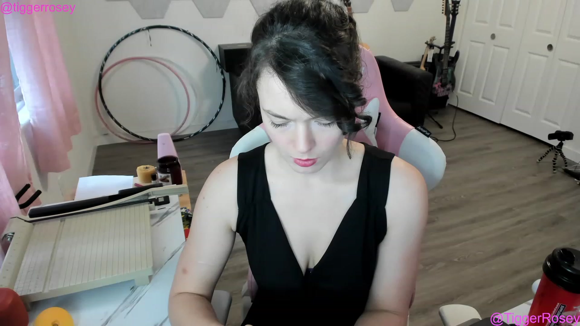 Gallery image thumbnail from TiggerRosey's myfreecams stream on, 05/27/2023, 02:41 image 16 of 20