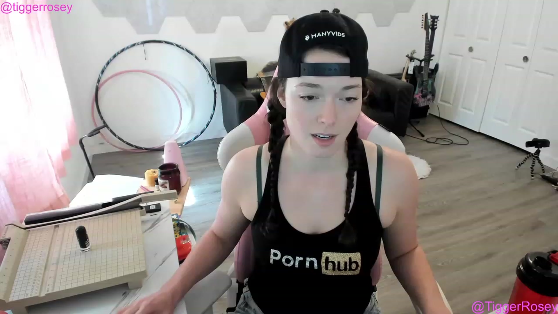 Gallery image thumbnail from TiggerRosey's myfreecams stream on, 05/31/2023, 24:28 image 10 of 20