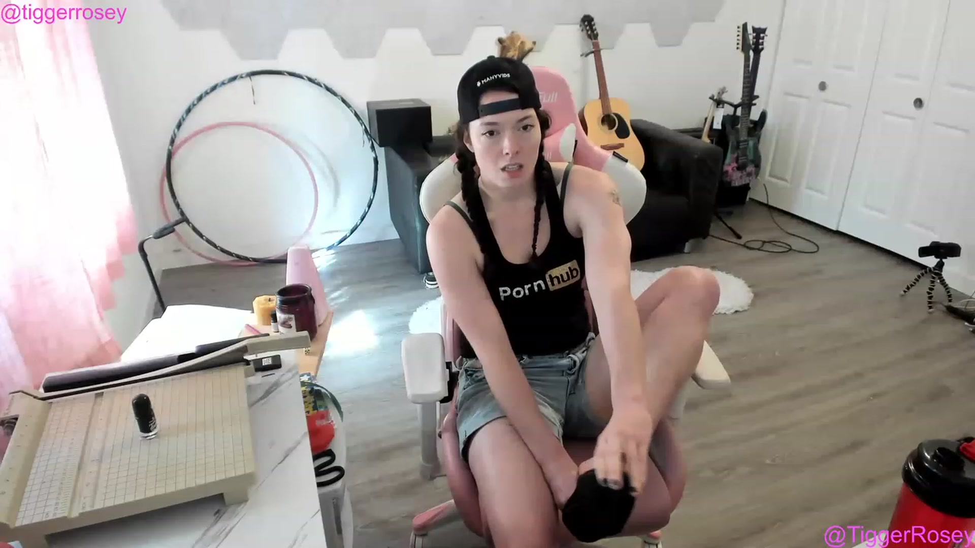 Gallery image thumbnail from TiggerRosey's myfreecams stream on, 05/31/2023, 24:28 image 12 of 20