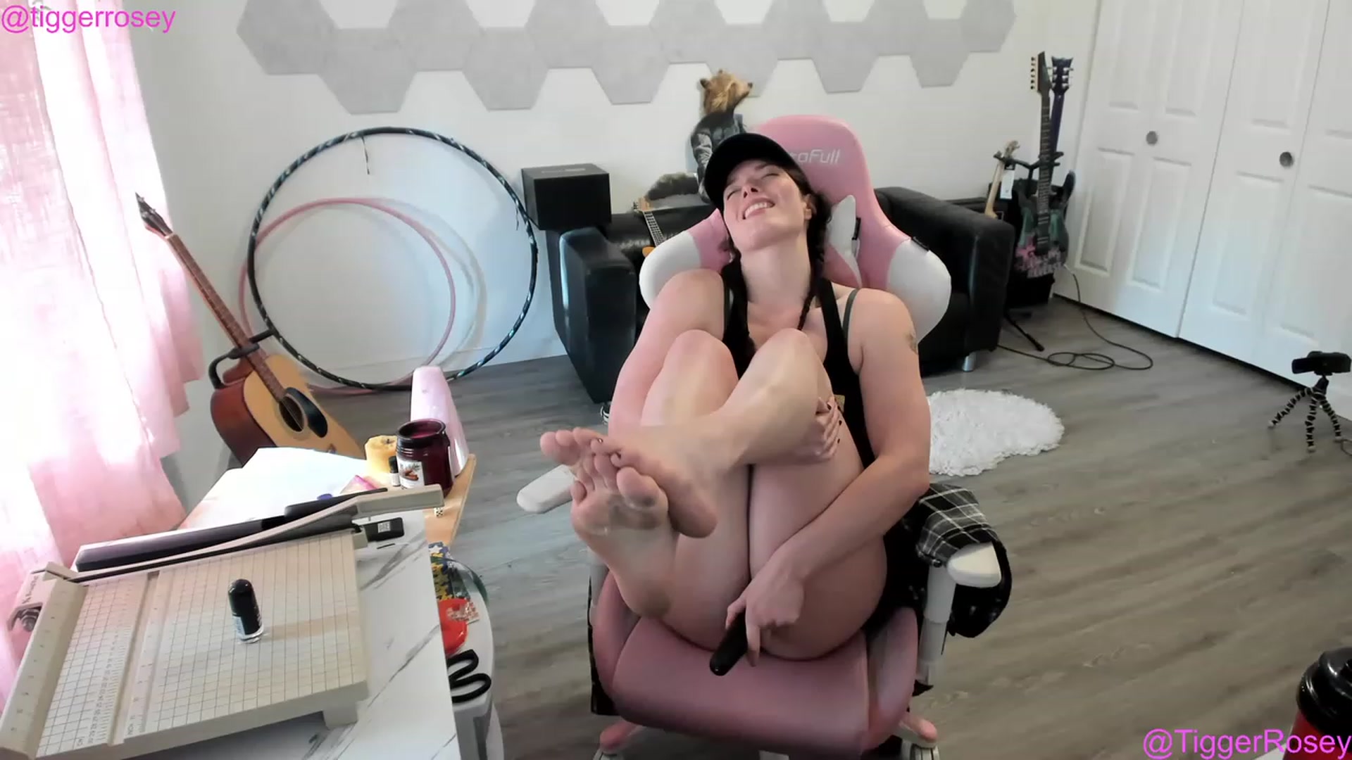 Gallery image thumbnail from TiggerRosey's myfreecams stream on, 05/31/2023, 01:27 image 13 of 20