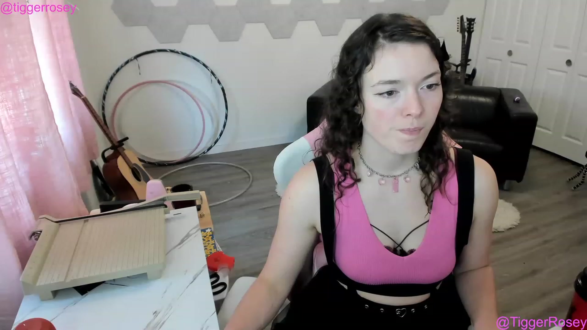 Gallery image thumbnail from TiggerRosey's myfreecams stream on, 06/02/2023, 22:56 image 16 of 20