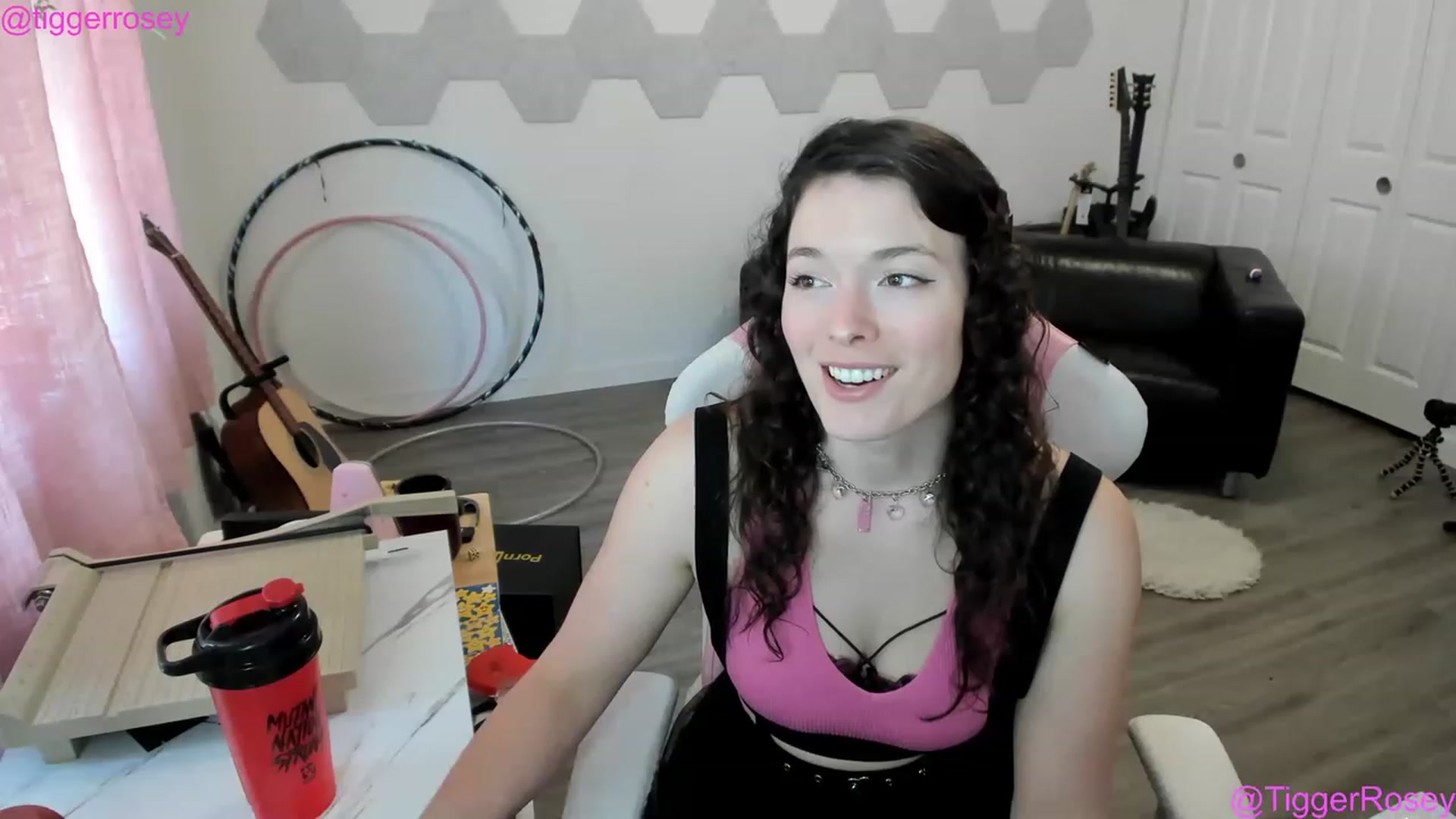 Gallery image thumbnail from TiggerRosey's myfreecams stream on, 06/02/2023, 22:56 image 3 of 20