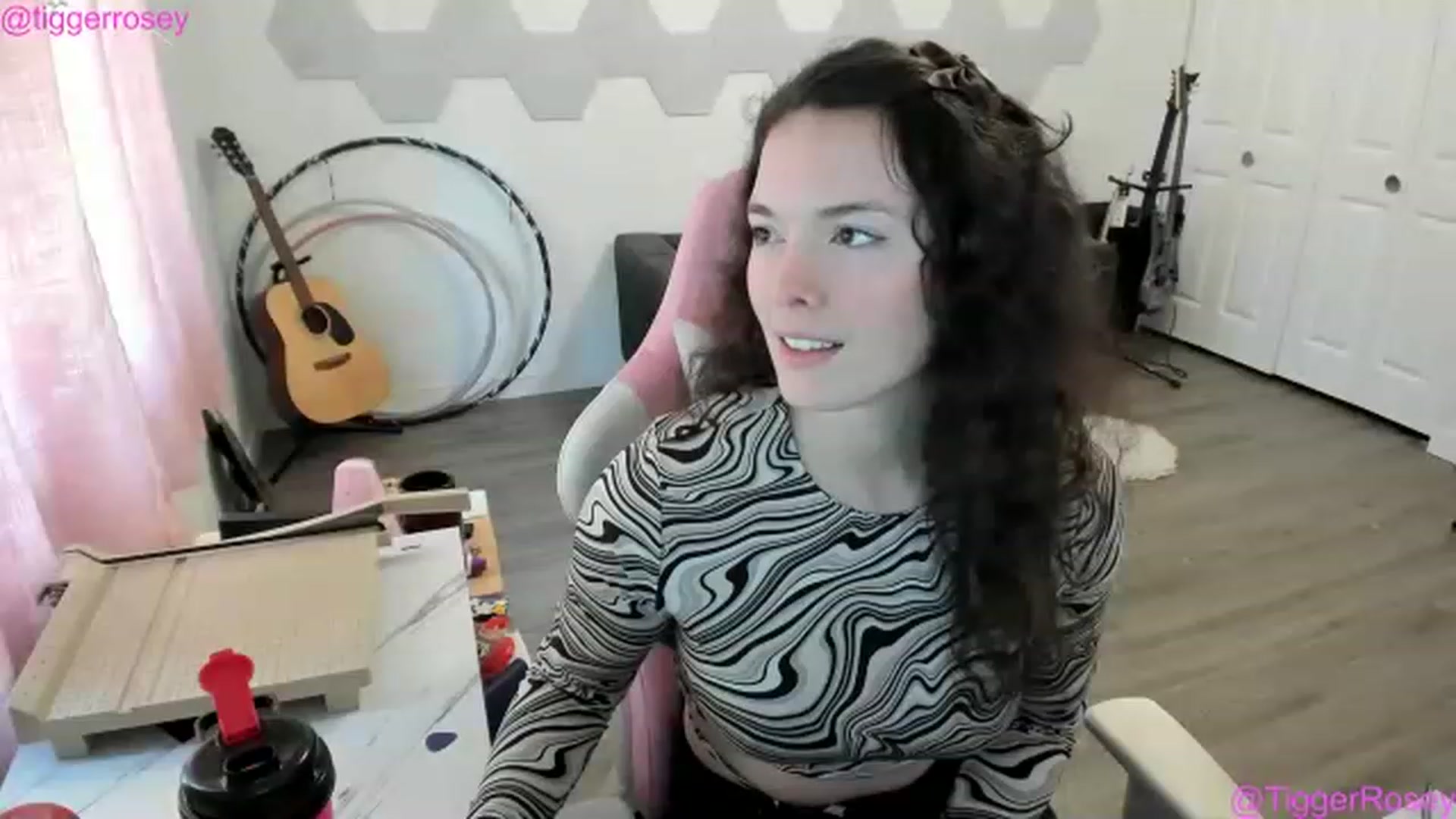 Gallery image thumbnail from TiggerRosey's myfreecams stream on, 06/06/2023, 23:38 image 7 of 20