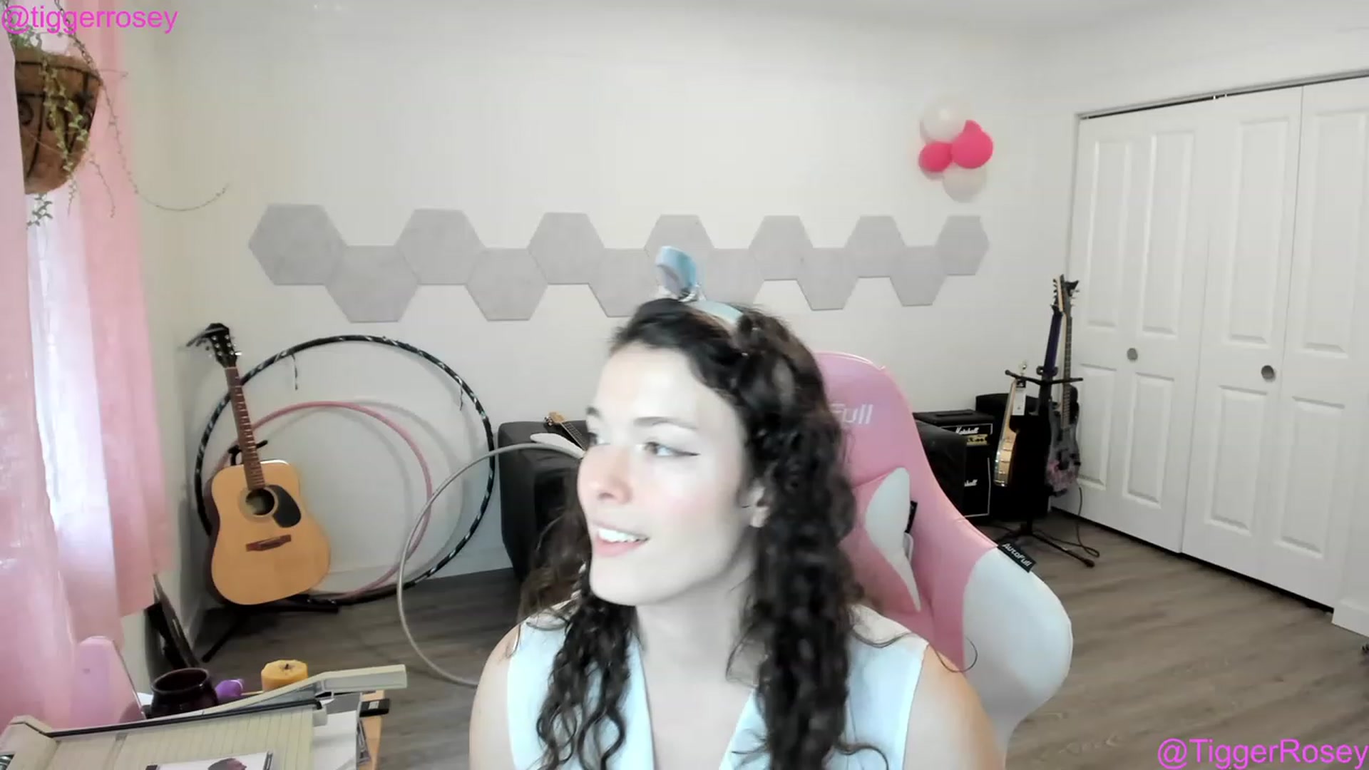 Gallery image thumbnail from TiggerRosey's myfreecams stream on, 06/10/2023, 24:14 image 5 of 20