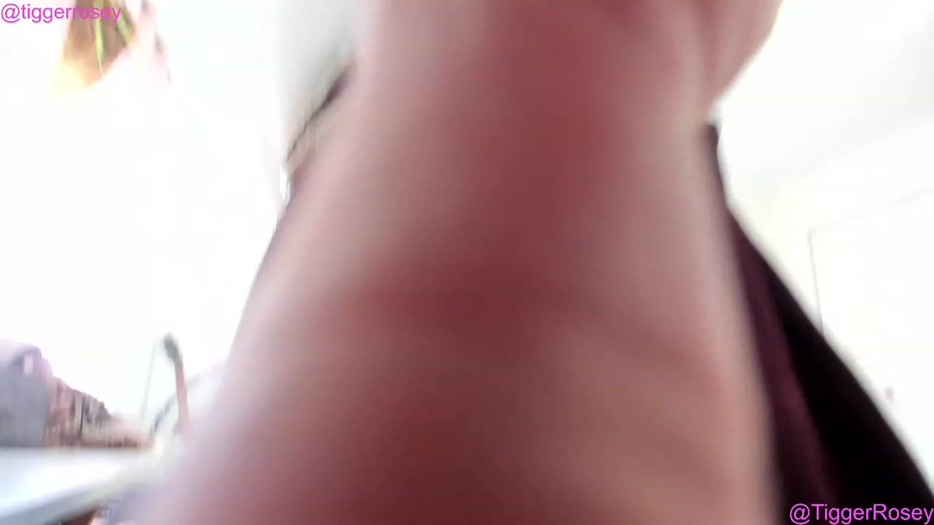 Gallery image thumbnail from TiggerRosey's myfreecams stream on, 06/15/2023, 01:16 image 6 of 20