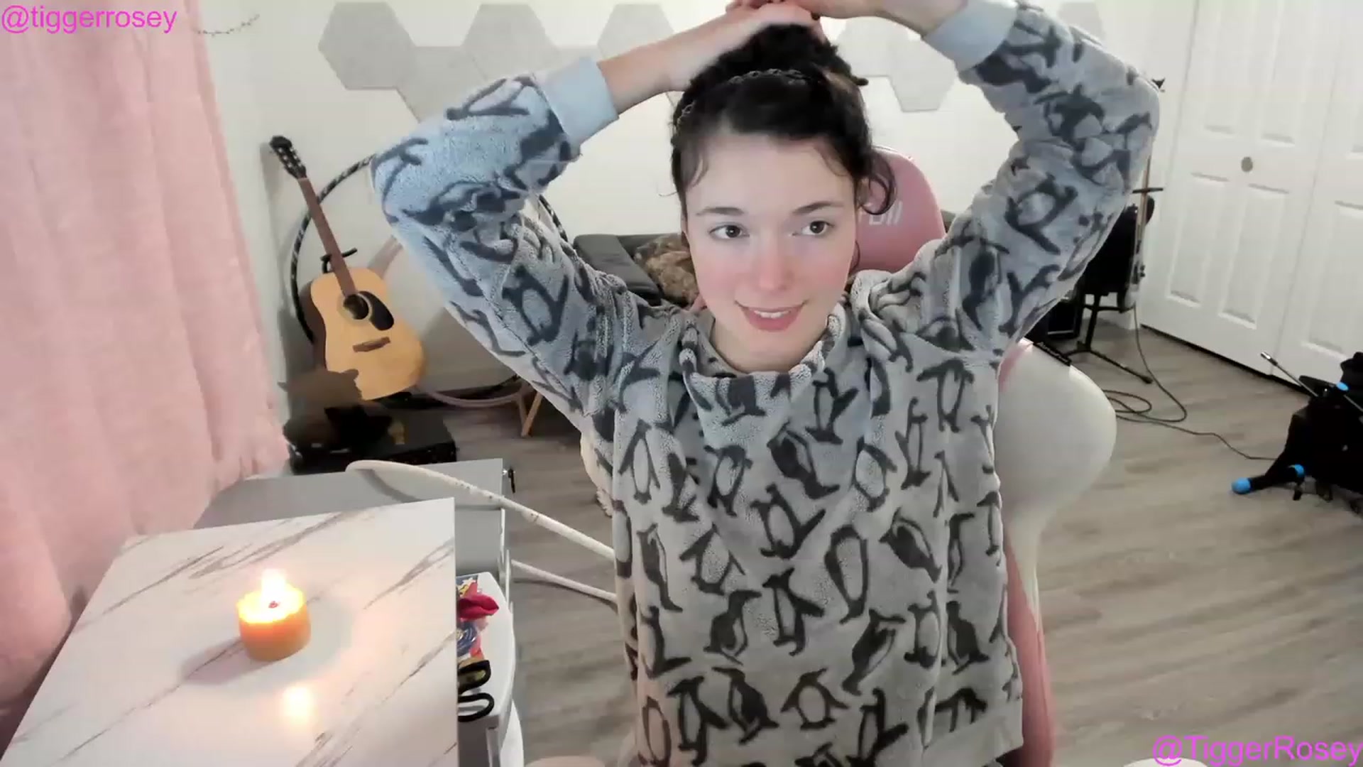 Gallery image thumbnail from TiggerRosey's myfreecams stream on, 06/16/2023, 06:04 image 14 of 20