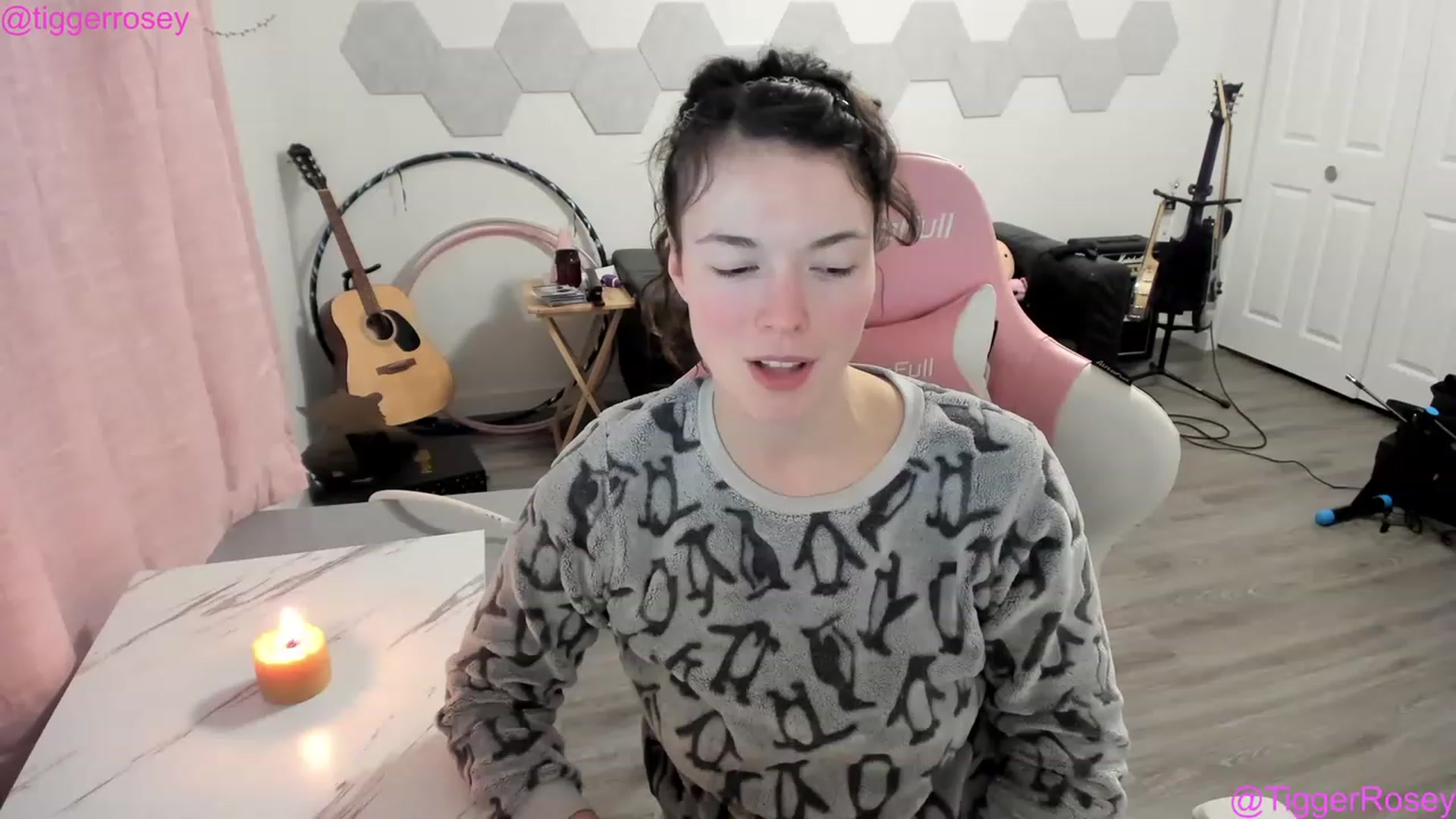 Gallery image thumbnail from TiggerRosey's myfreecams stream on, 06/16/2023, 06:04 image 15 of 20