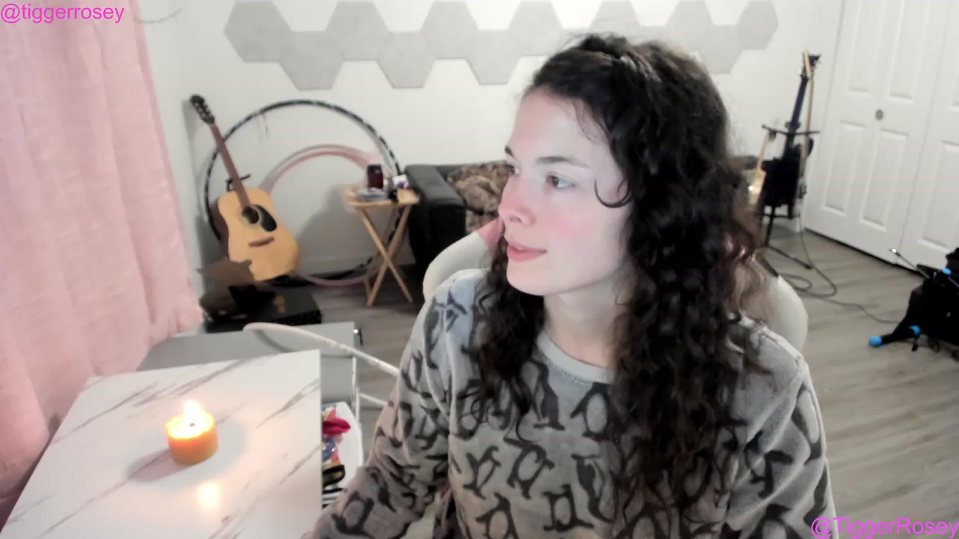 Gallery image thumbnail from TiggerRosey's myfreecams stream on, 06/16/2023, 06:04 image 6 of 20
