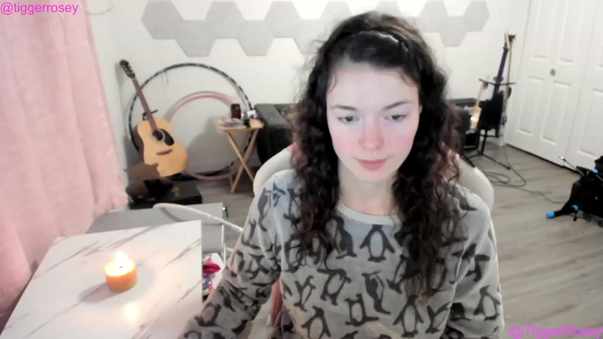 Gallery image thumbnail from TiggerRosey's myfreecams stream on, 06/16/2023, 06:04 image 5 of 20