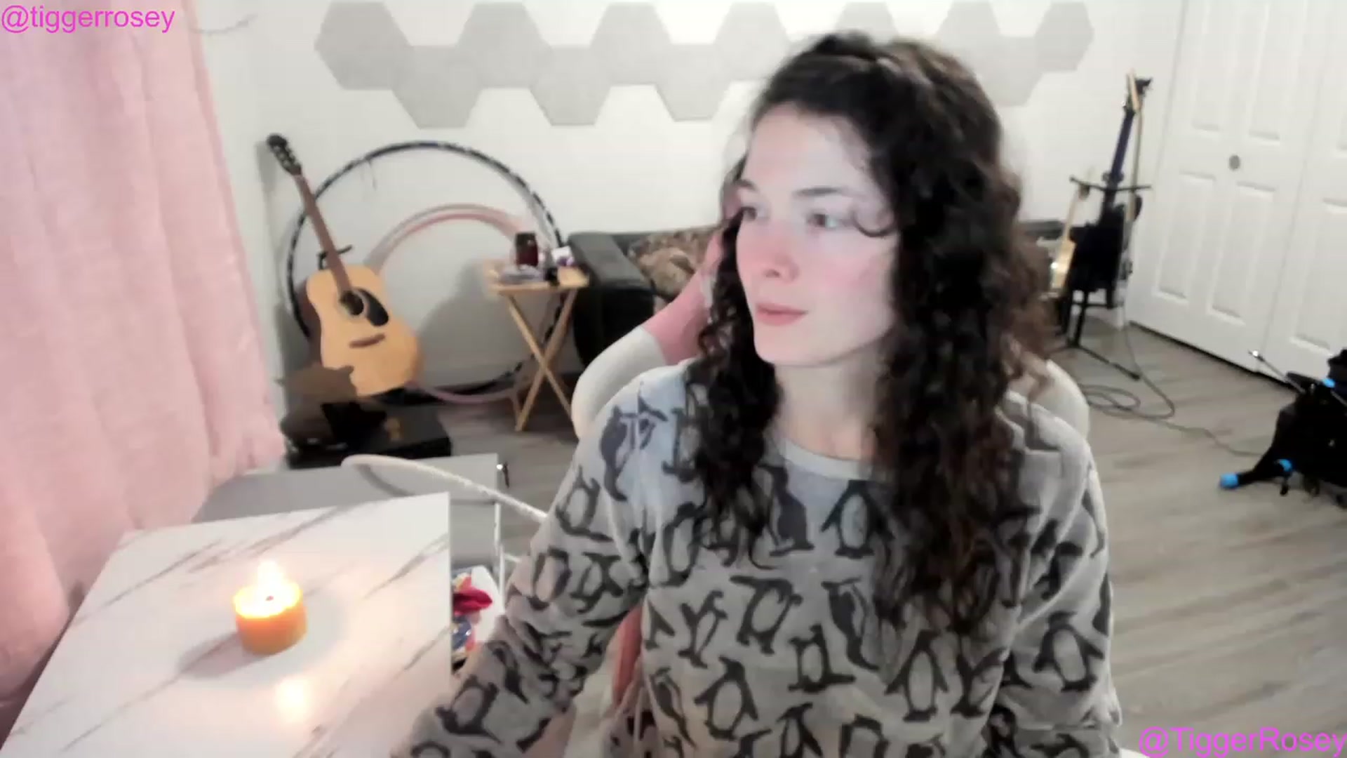 Gallery image thumbnail from TiggerRosey's myfreecams stream on, 06/16/2023, 06:04 image 8 of 20
