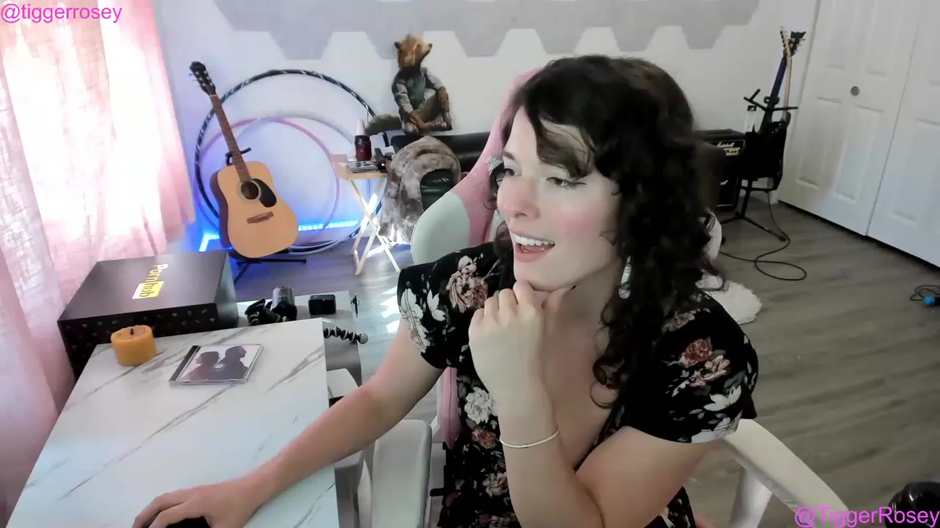 Gallery image thumbnail from TiggerRosey's myfreecams stream on, 06/28/2023, 01:08 image 2 of 20