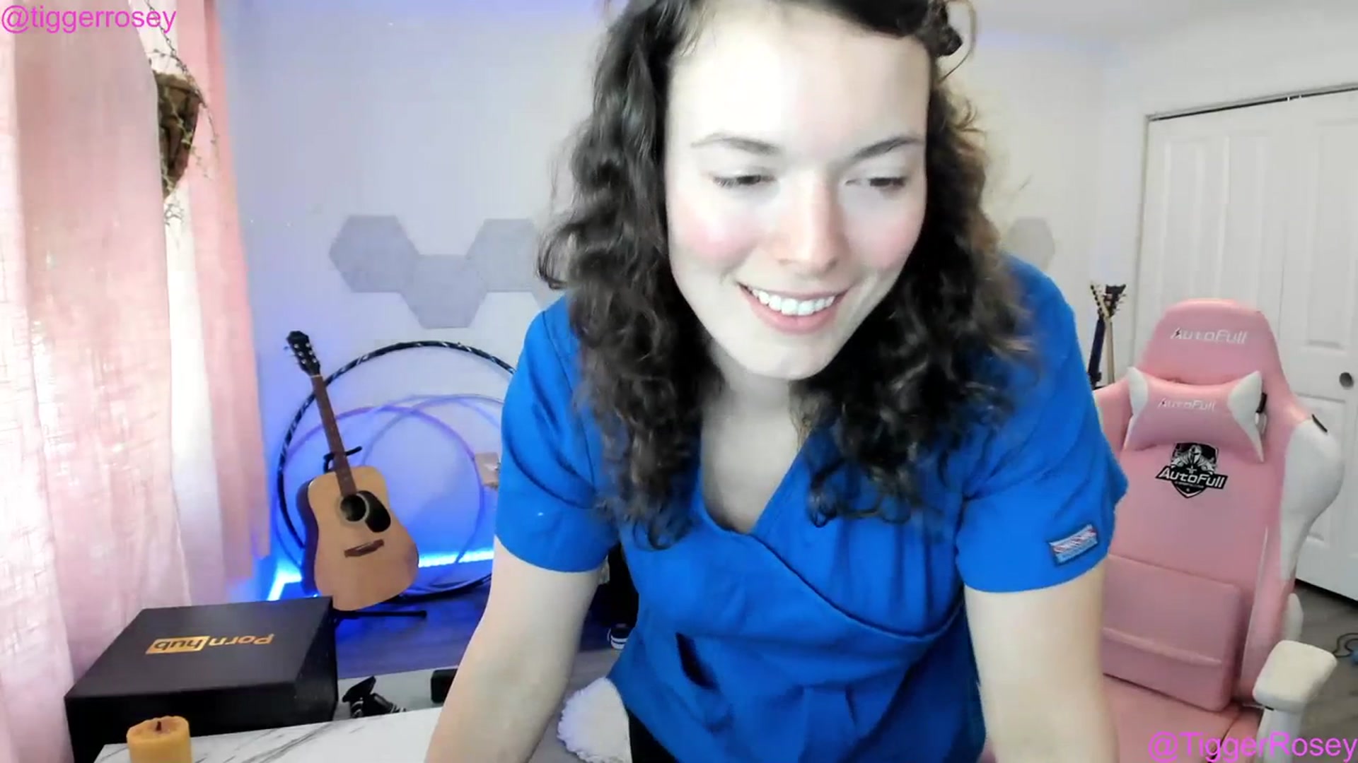 Gallery image thumbnail from TiggerRosey's myfreecams stream on, 06/29/2023, 19:22 image 19 of 20