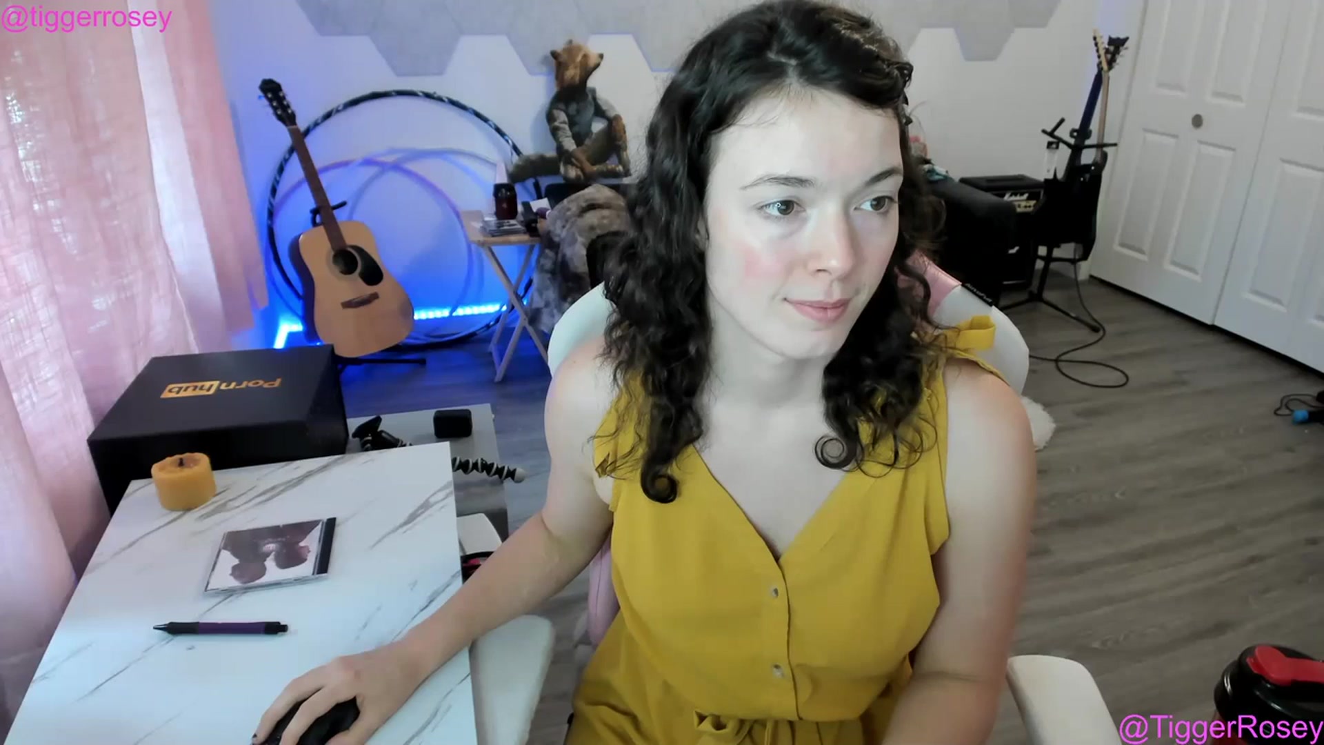 Gallery image thumbnail from TiggerRosey's myfreecams stream on, 06/29/2023, 19:22 image 1 of 20