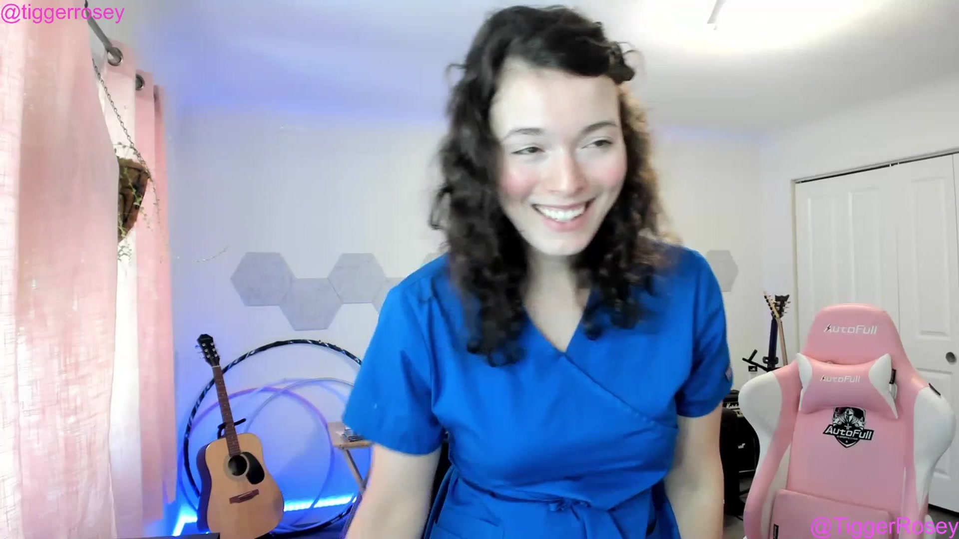 Gallery image thumbnail from TiggerRosey's myfreecams stream on, 06/29/2023, 19:22 image 18 of 20