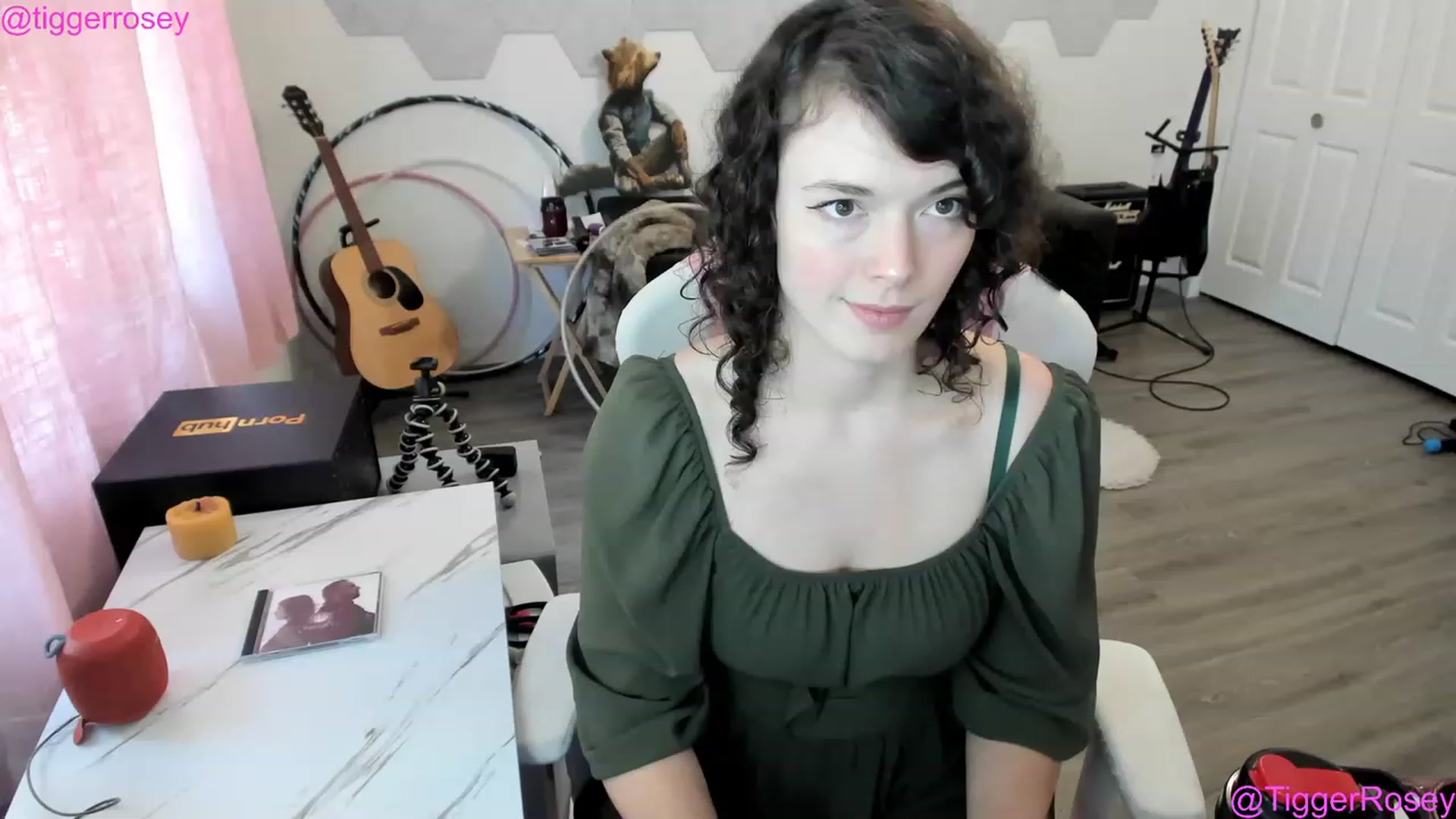 Gallery image thumbnail from TiggerRosey's myfreecams stream on, 06/30/2023, 23:10 image 5 of 20