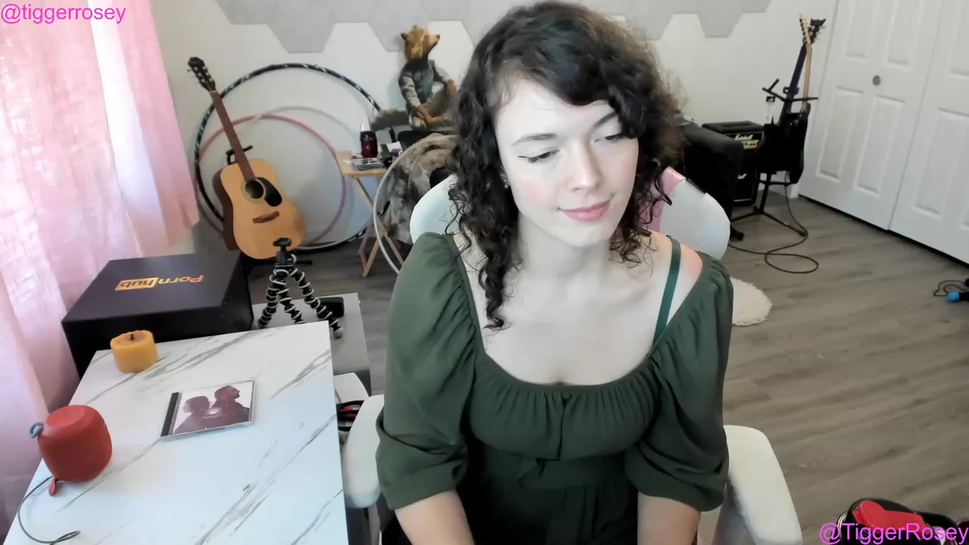 Gallery image thumbnail from TiggerRosey's myfreecams stream on, 06/30/2023, 23:10 image 4 of 20
