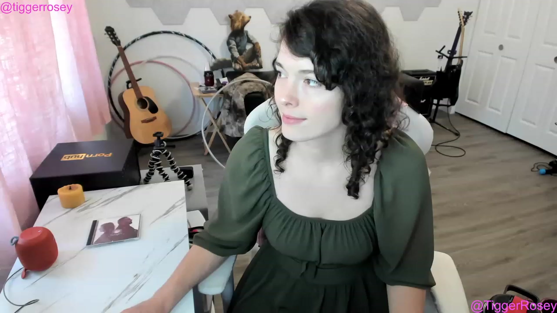 Gallery image thumbnail from TiggerRosey's myfreecams stream on, 06/30/2023, 23:10 image 15 of 20