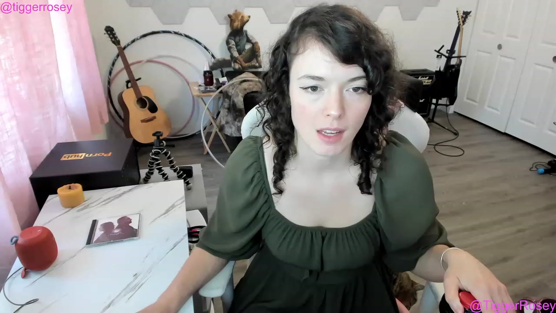 Gallery image thumbnail from TiggerRosey's myfreecams stream on, 06/30/2023, 23:10 image 18 of 20