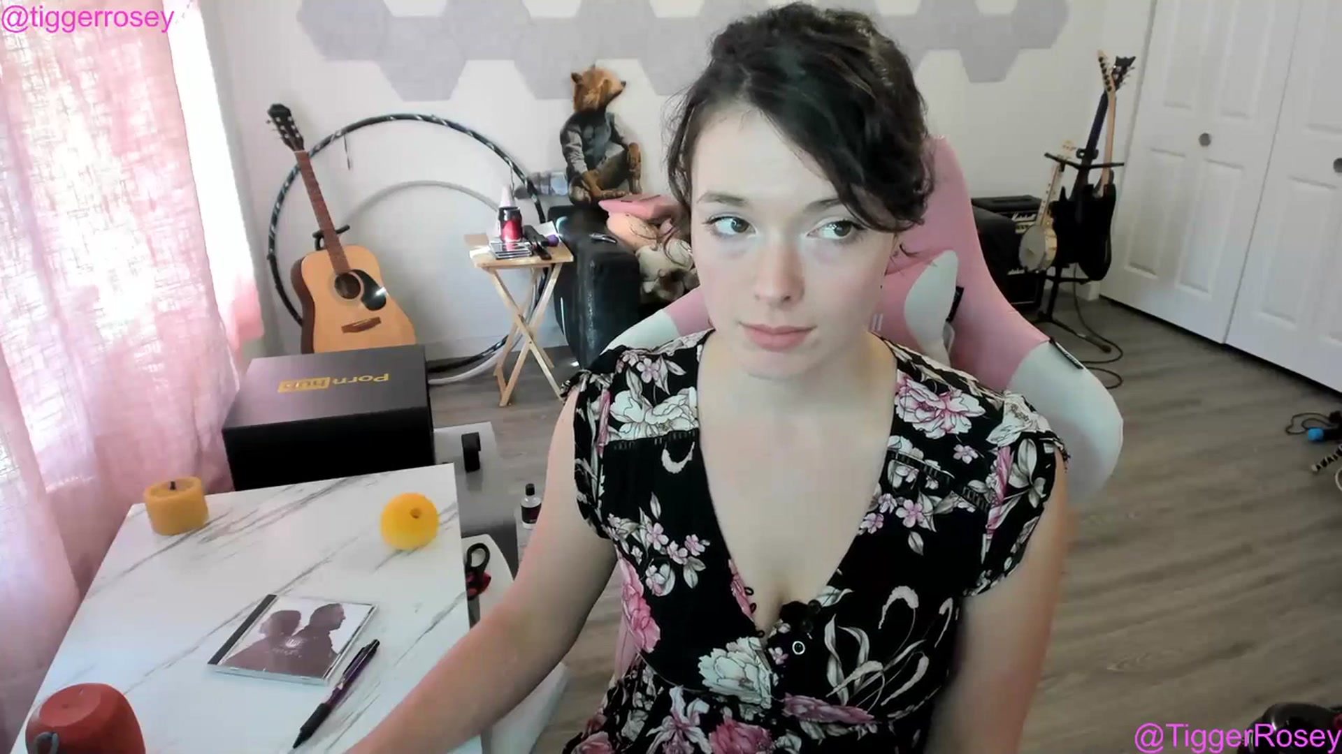 Gallery image thumbnail from TiggerRosey's myfreecams stream on, 07/13/2023, 01:10 image 6 of 20