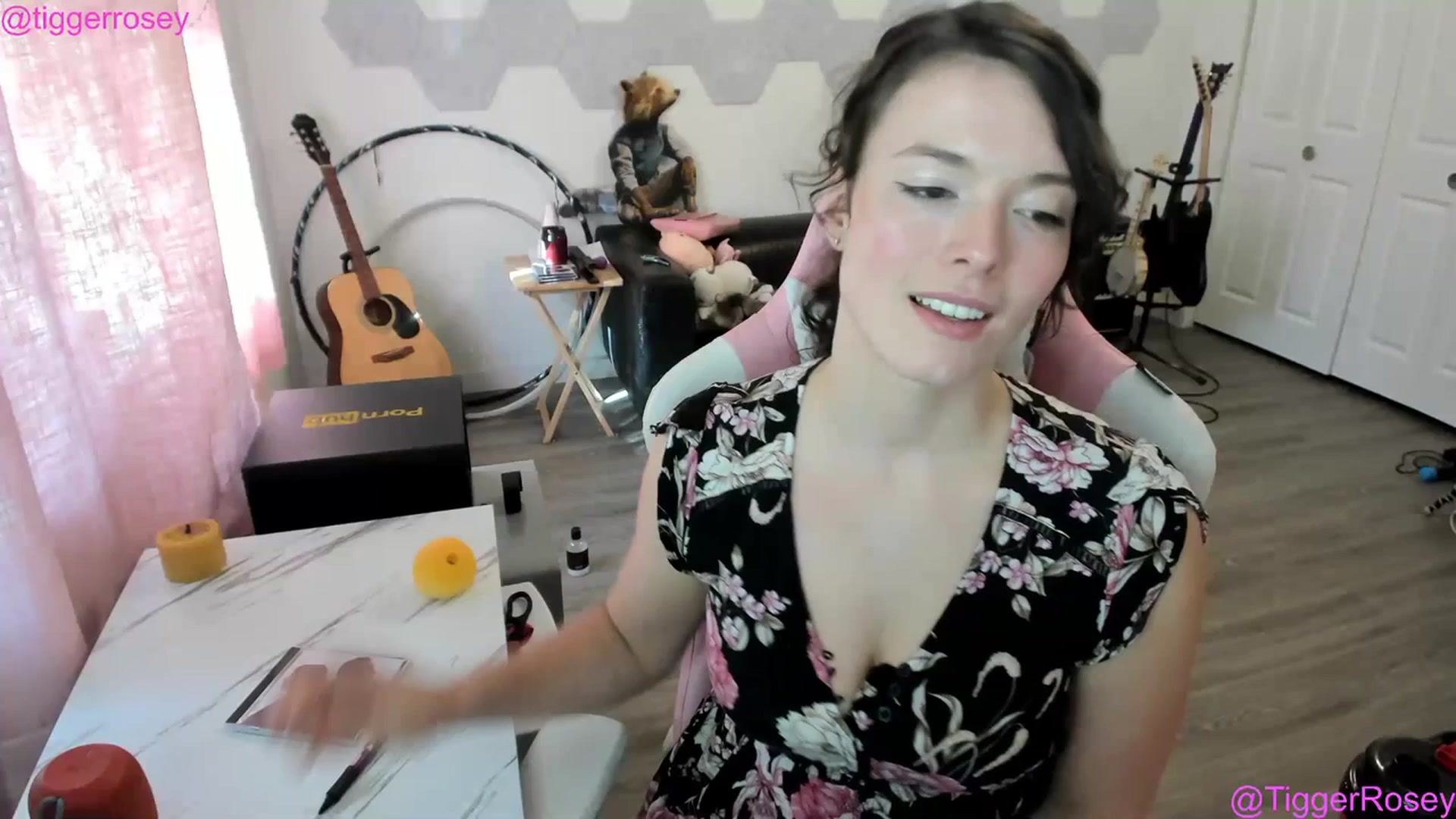 Gallery image thumbnail from TiggerRosey's myfreecams stream on, 07/13/2023, 01:10 image 1 of 20