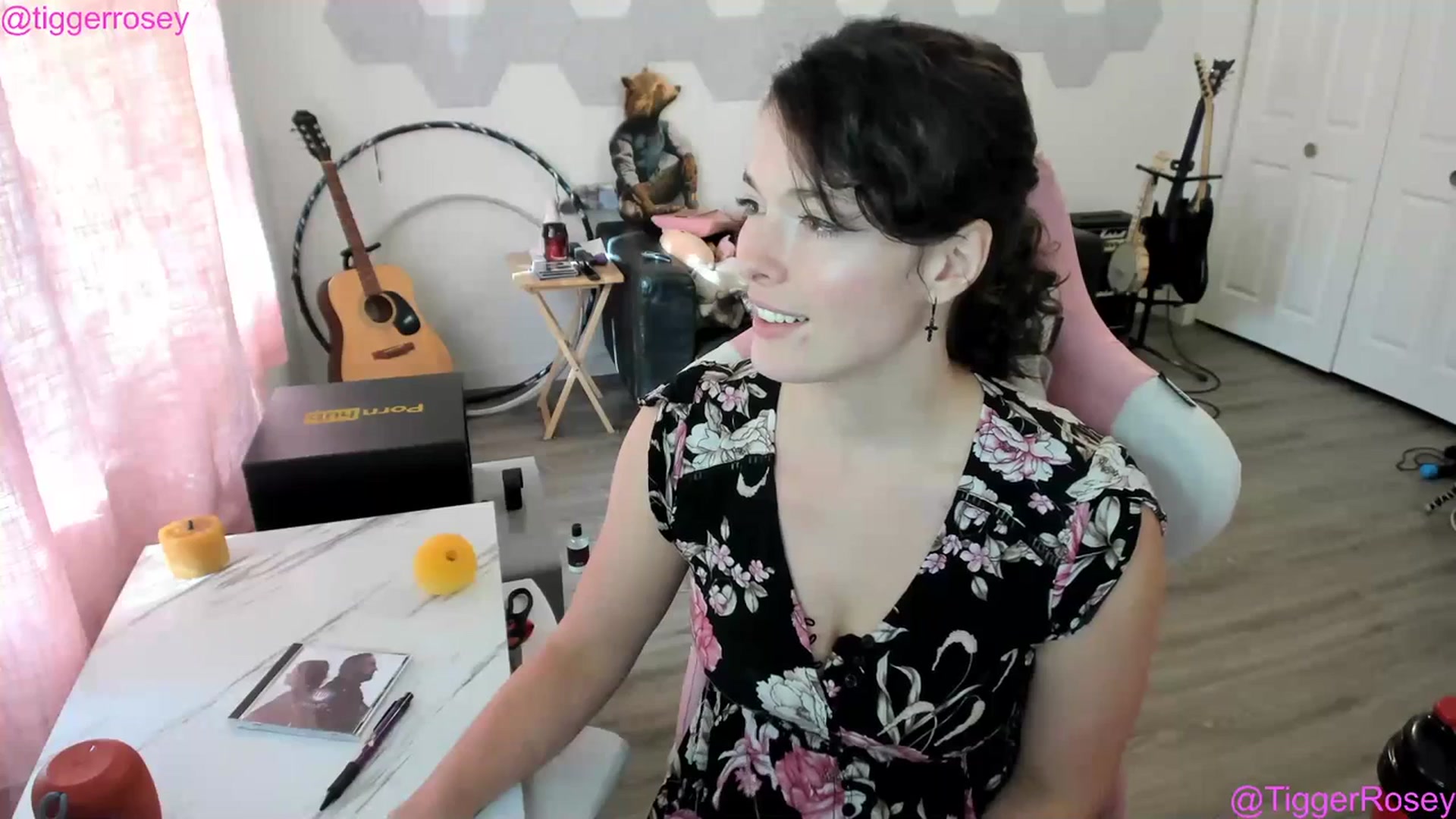 Gallery image thumbnail from TiggerRosey's myfreecams stream on, 07/13/2023, 01:10 image 13 of 20