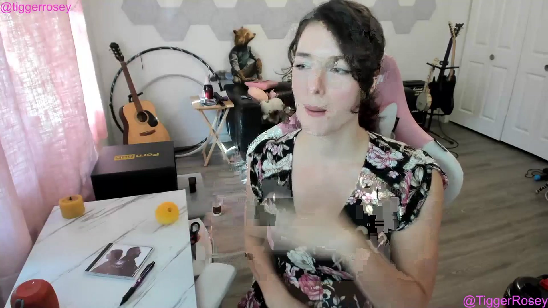Gallery image thumbnail from TiggerRosey's myfreecams stream on, 07/13/2023, 01:12 image 13 of 20