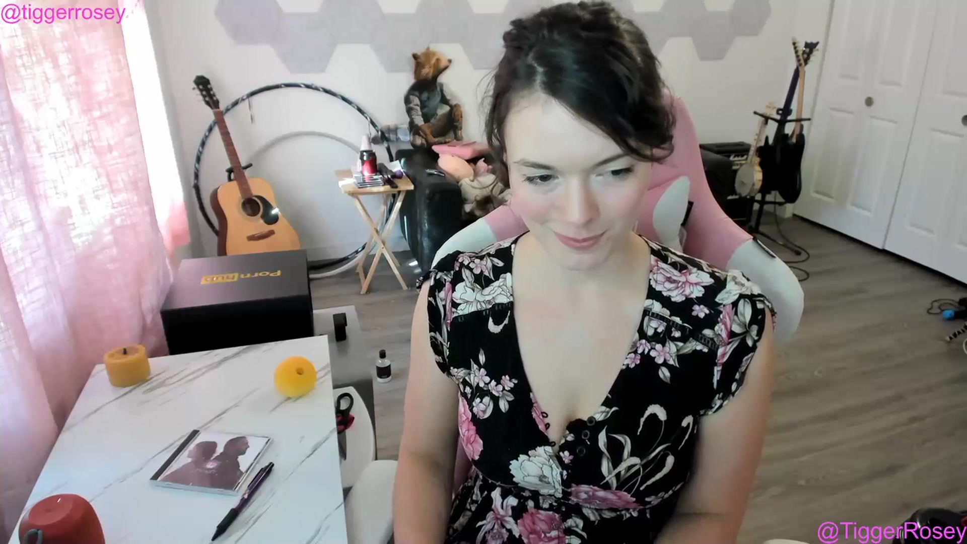 Gallery image thumbnail from TiggerRosey's myfreecams stream on, 07/13/2023, 01:12 image 15 of 20