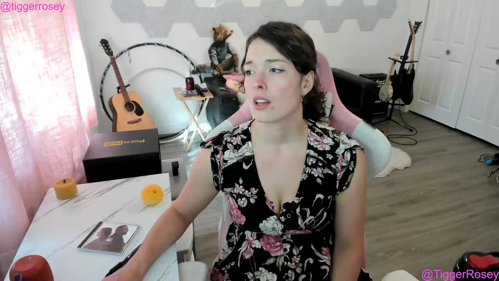 Gallery image thumbnail from TiggerRosey's myfreecams stream on, 07/13/2023, 01:12 image 4 of 20