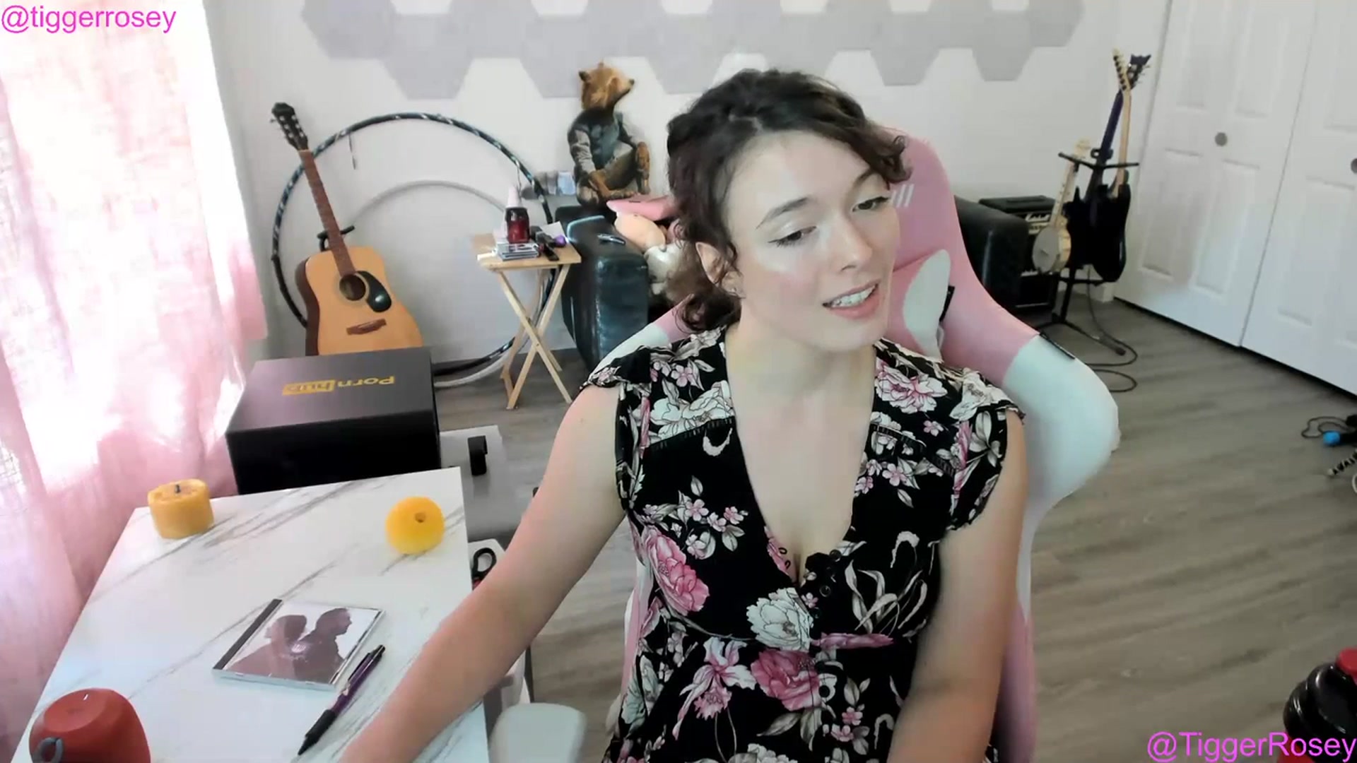 Gallery image thumbnail from TiggerRosey's myfreecams stream on, 07/13/2023, 01:12 image 19 of 20