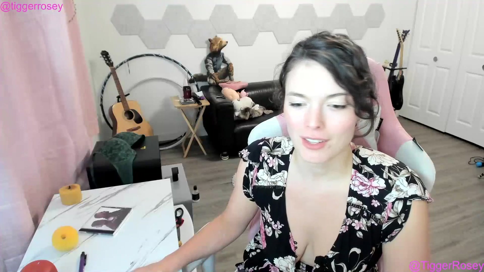 Gallery image thumbnail from TiggerRosey's myfreecams stream on, 07/13/2023, 04:53 image 10 of 20