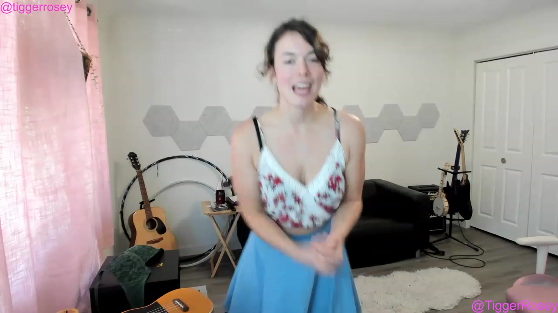 Gallery image thumbnail from TiggerRosey's myfreecams stream on, 07/13/2023, 23:38 image 11 of 20