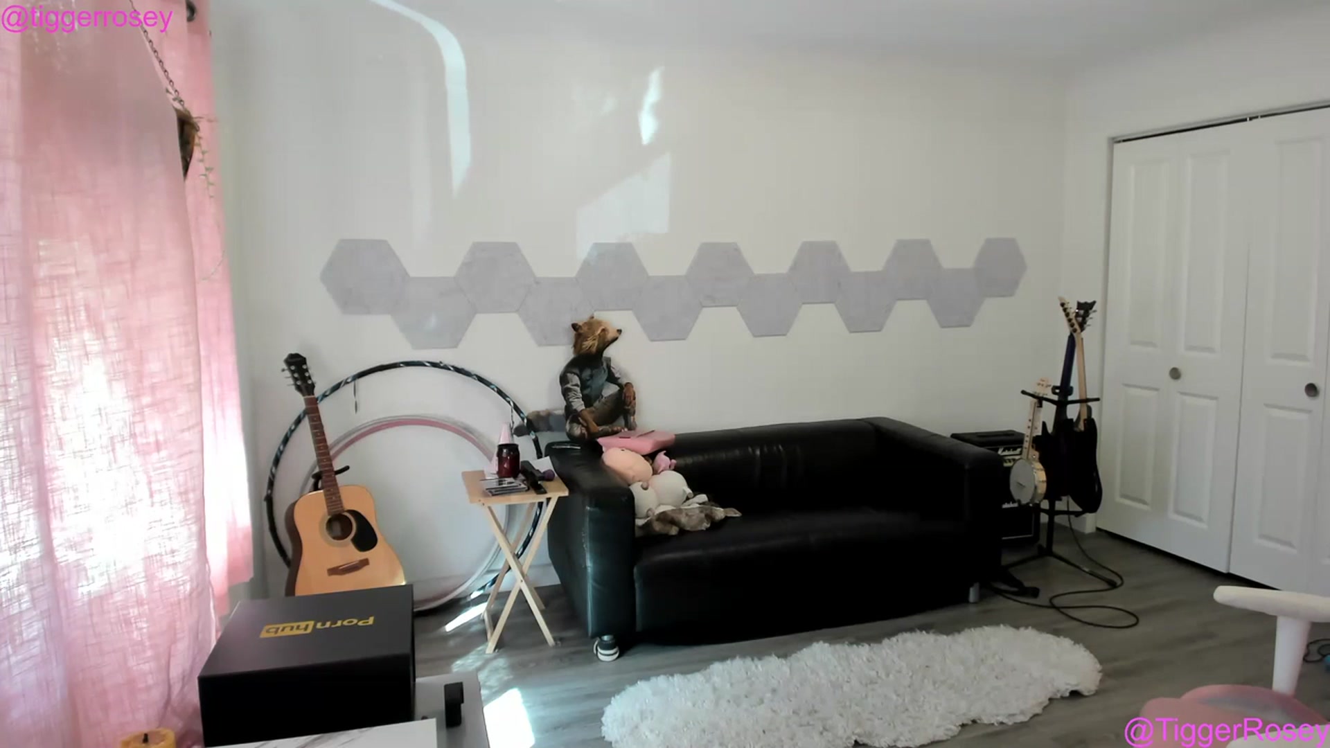 Gallery image thumbnail from TiggerRosey's myfreecams stream on, 07/15/2023, 24:06 image 18 of 20