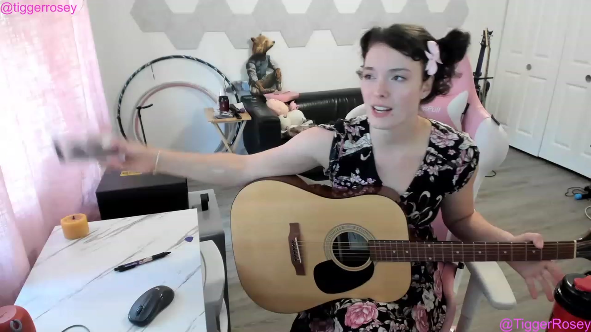 Gallery image thumbnail from TiggerRosey's myfreecams stream on, 07/15/2023, 23:23 image 15 of 20