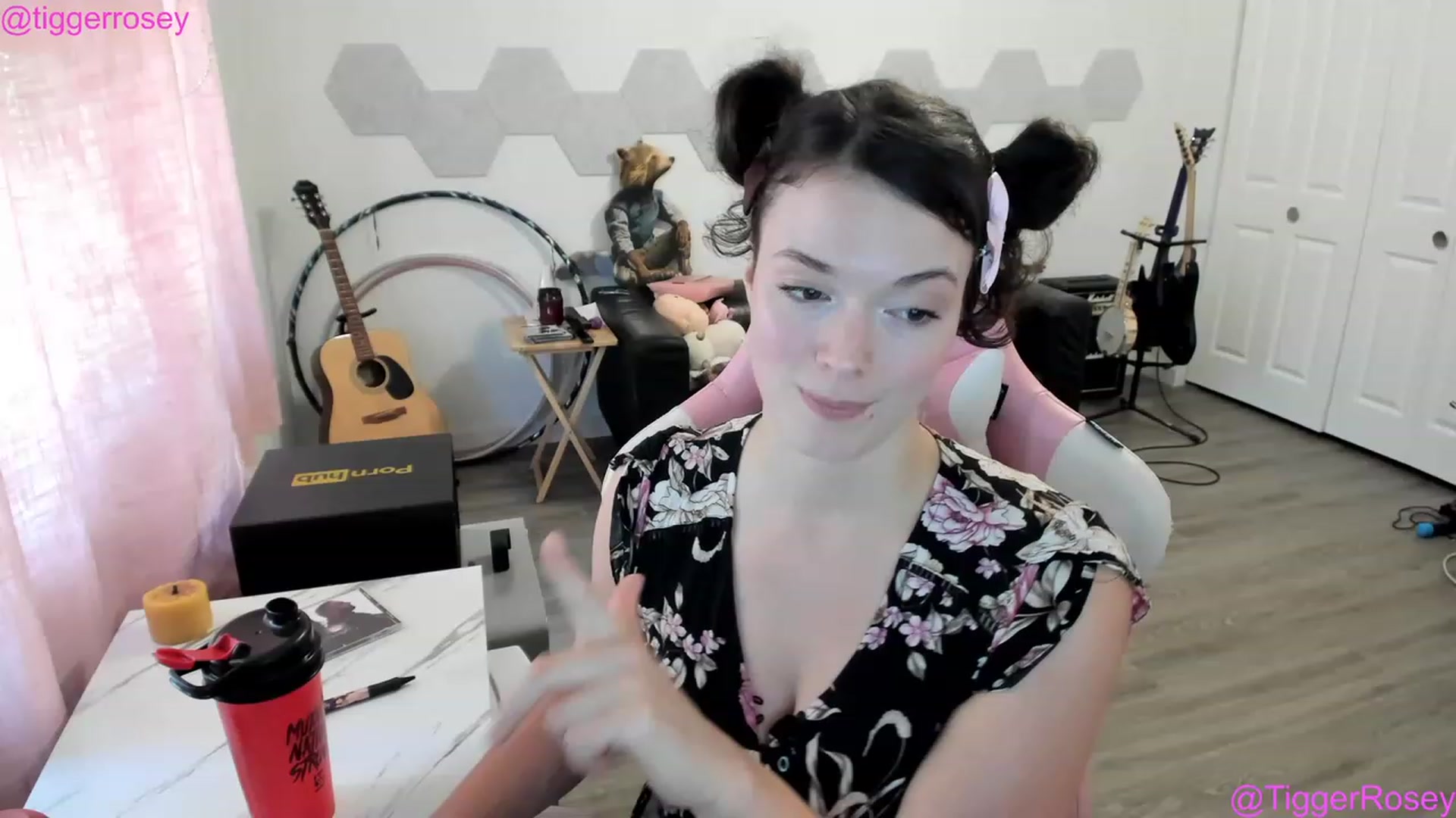 Gallery image thumbnail from TiggerRosey's myfreecams stream on, 07/15/2023, 23:23 image 2 of 20