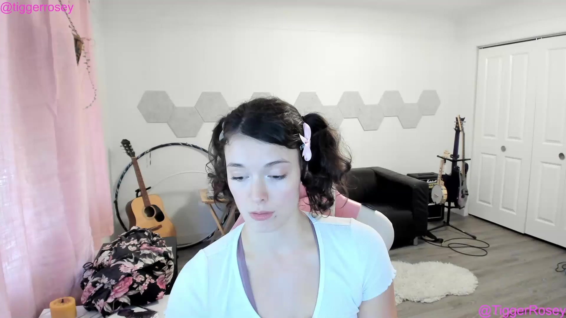 Gallery image thumbnail from TiggerRosey's myfreecams stream on, 07/16/2023, 02:22 image 8 of 20