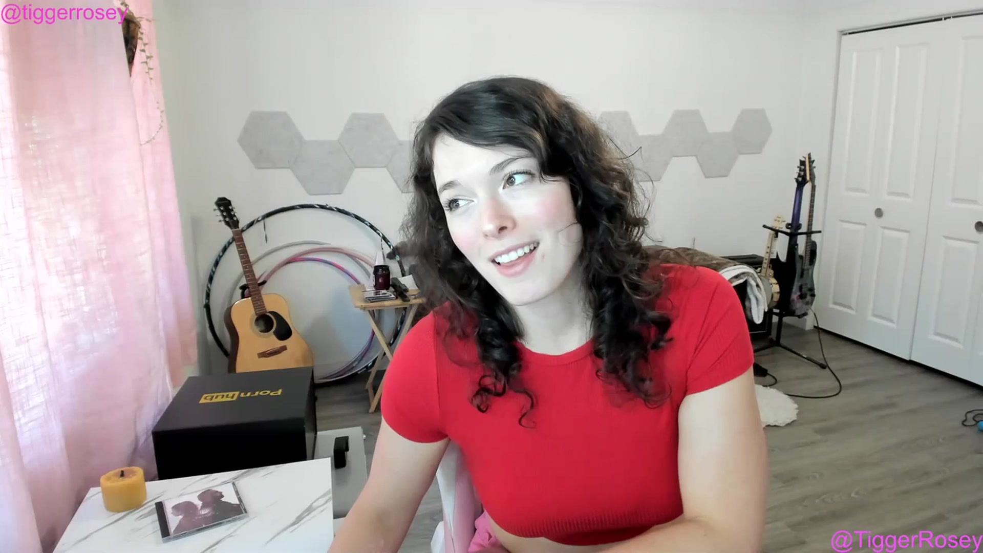 Gallery image thumbnail from TiggerRosey's myfreecams stream on, 07/19/2023, 24:13 image 1 of 20