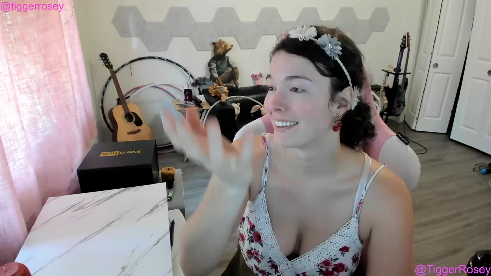 Gallery image thumbnail from TiggerRosey's myfreecams stream on, 07/21/2023, 24:31 image 5 of 20