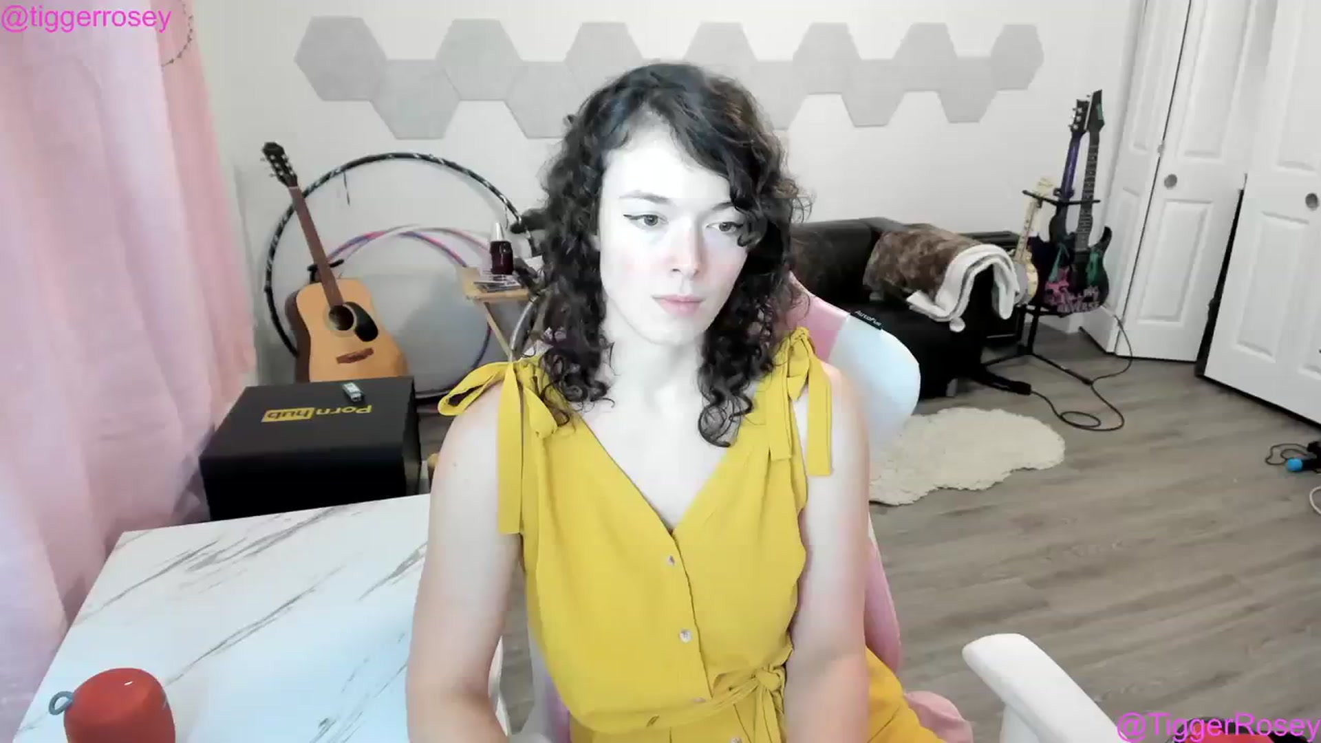 Gallery image thumbnail from TiggerRosey's myfreecams stream on, 07/24/2023, 23:58 image 14 of 20