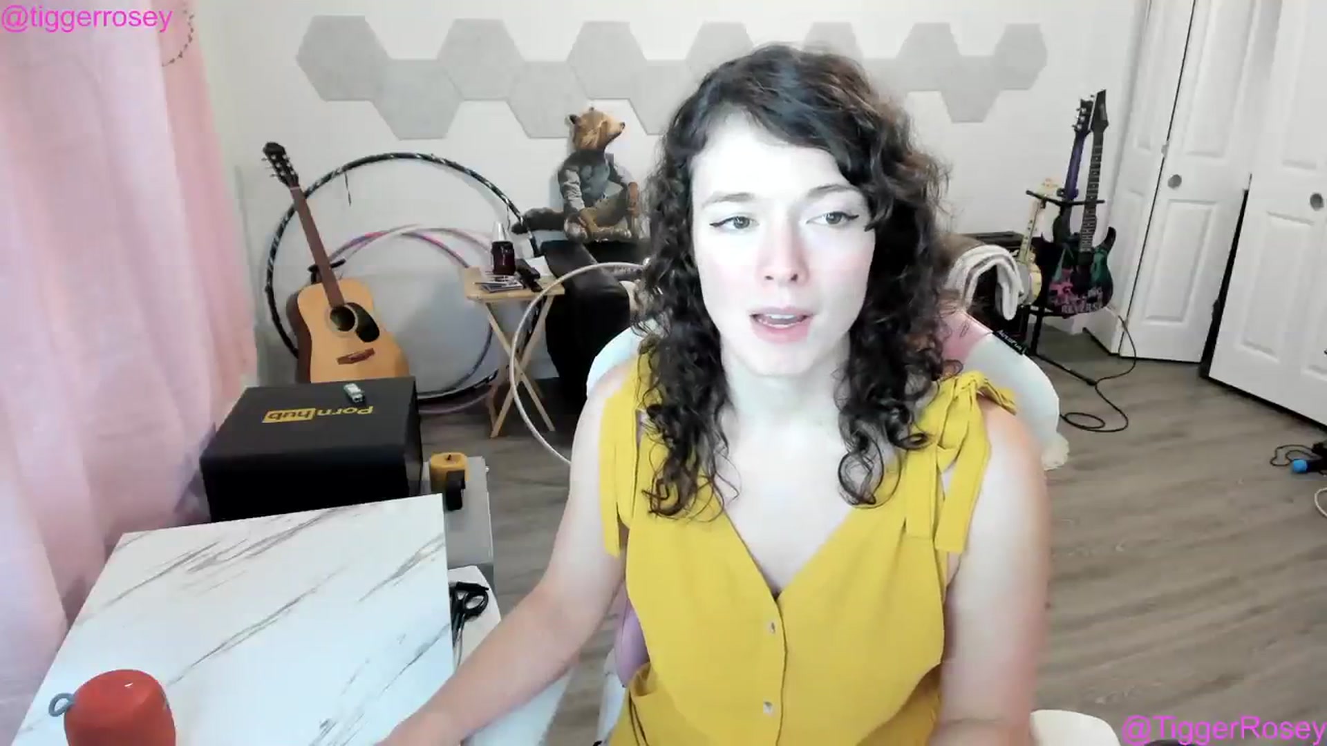 Gallery image thumbnail from TiggerRosey's myfreecams stream on, 07/24/2023, 23:58 image 10 of 20