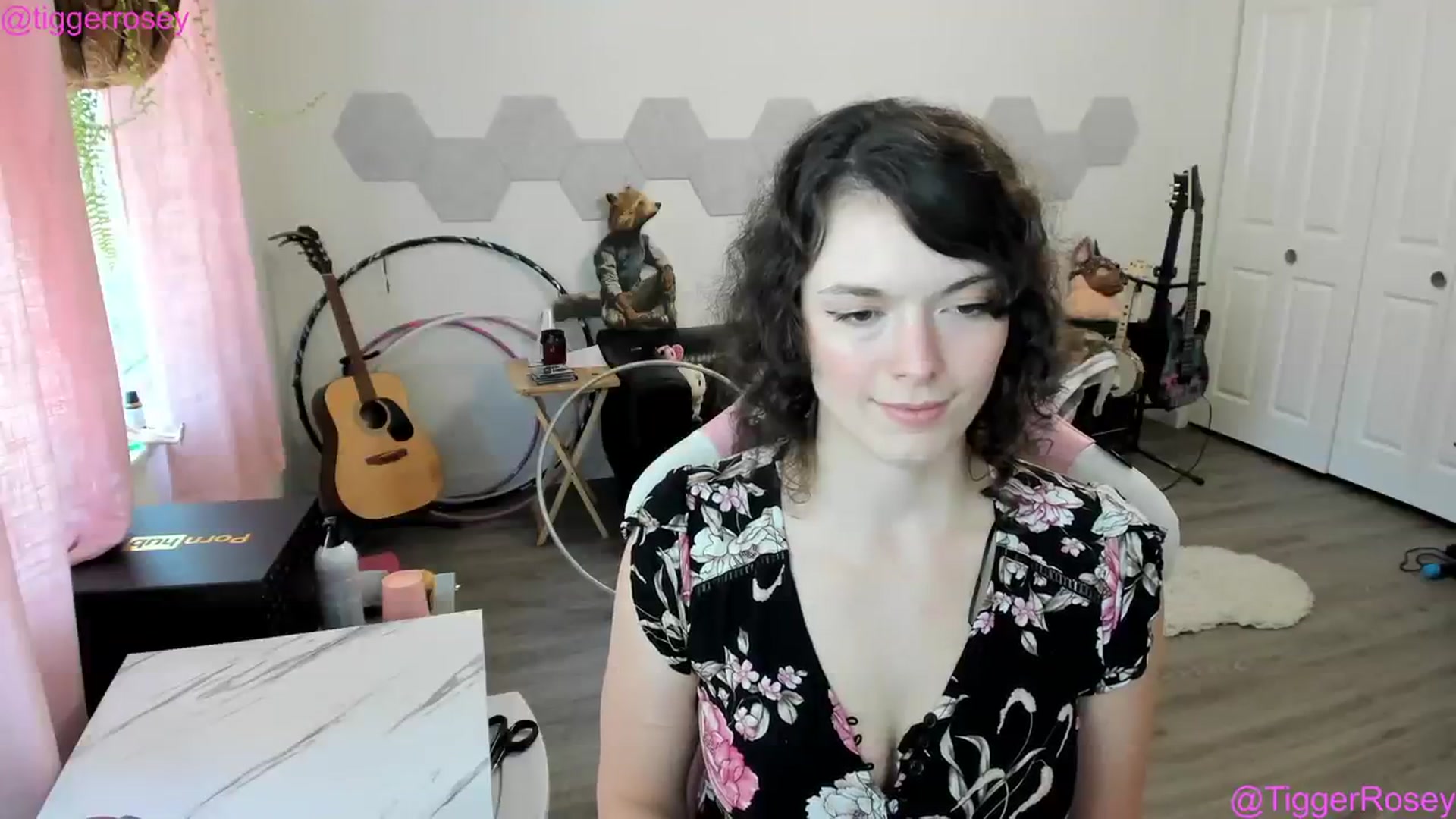 Gallery image thumbnail from TiggerRosey's myfreecams stream on, 07/26/2023, 22:00 image 18 of 20