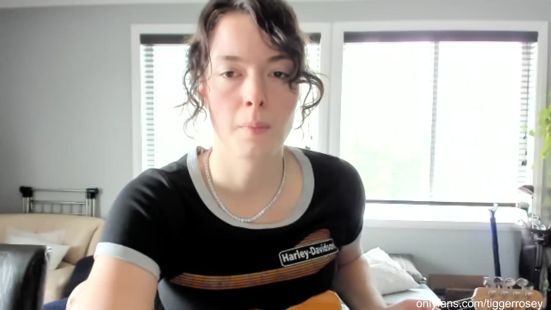 Gallery image thumbnail from TiggerRosey's myfreecams stream on, 08/09/2023, 19:15 image 8 of 20