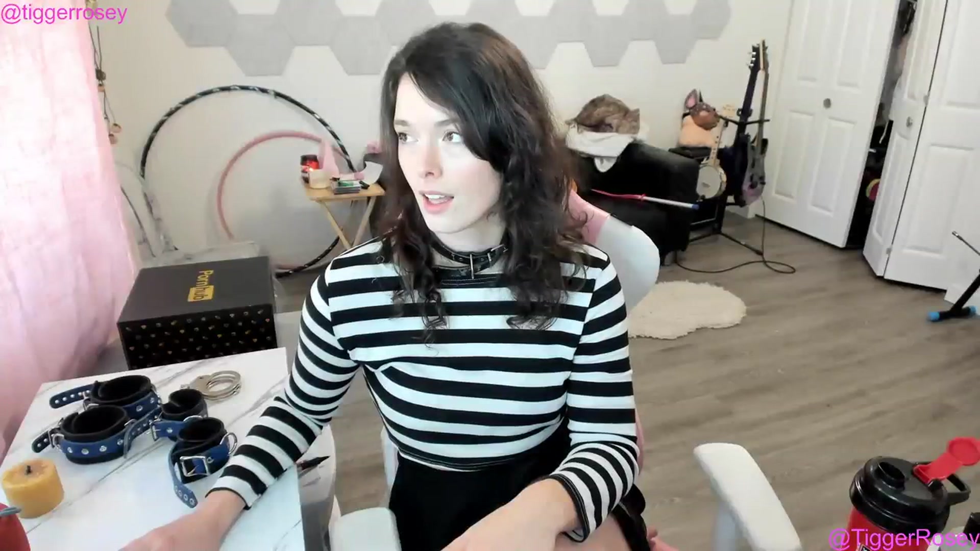 Gallery image thumbnail from TiggerRosey's myfreecams stream on, 08/15/2023, 20:25 image 15 of 20