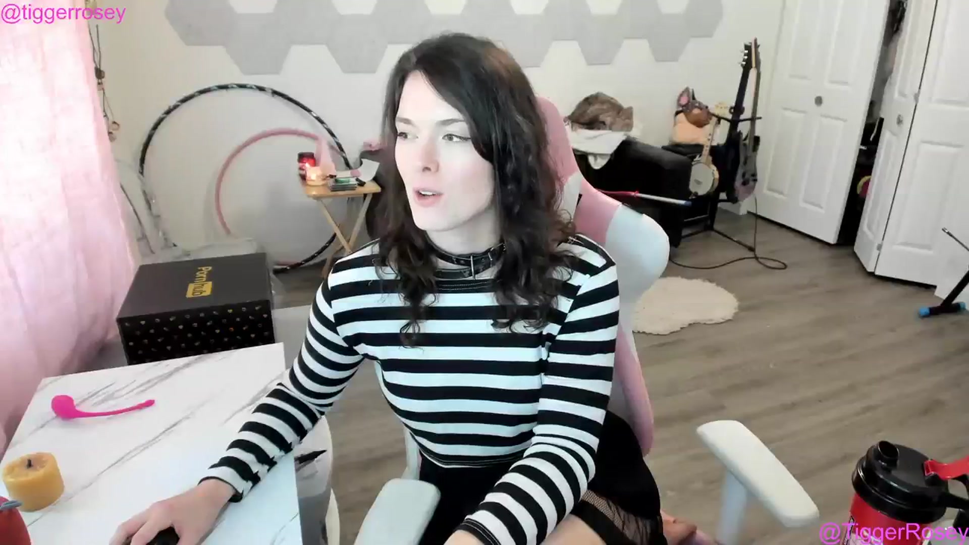 Gallery image thumbnail from TiggerRosey's myfreecams stream on, 08/15/2023, 20:25 image 2 of 20