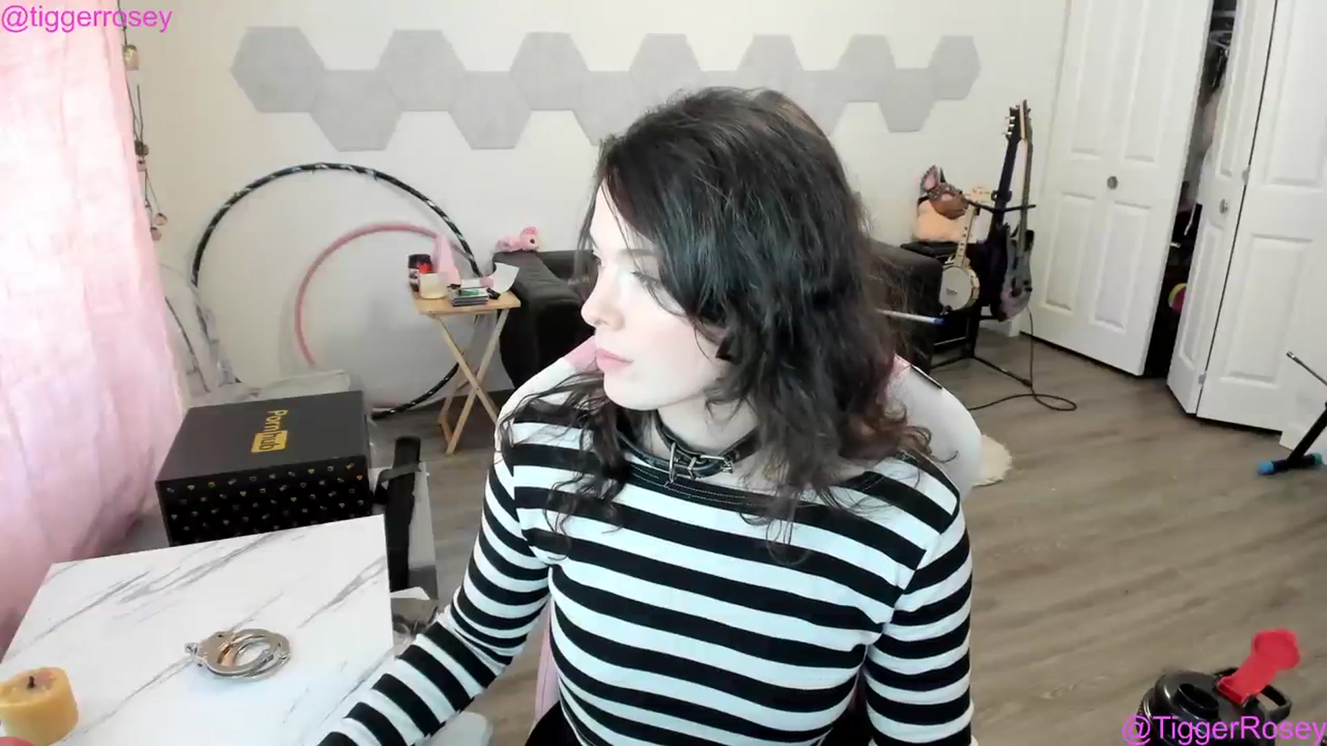 Gallery image thumbnail from TiggerRosey's myfreecams stream on, 08/15/2023, 21:22 image 12 of 20